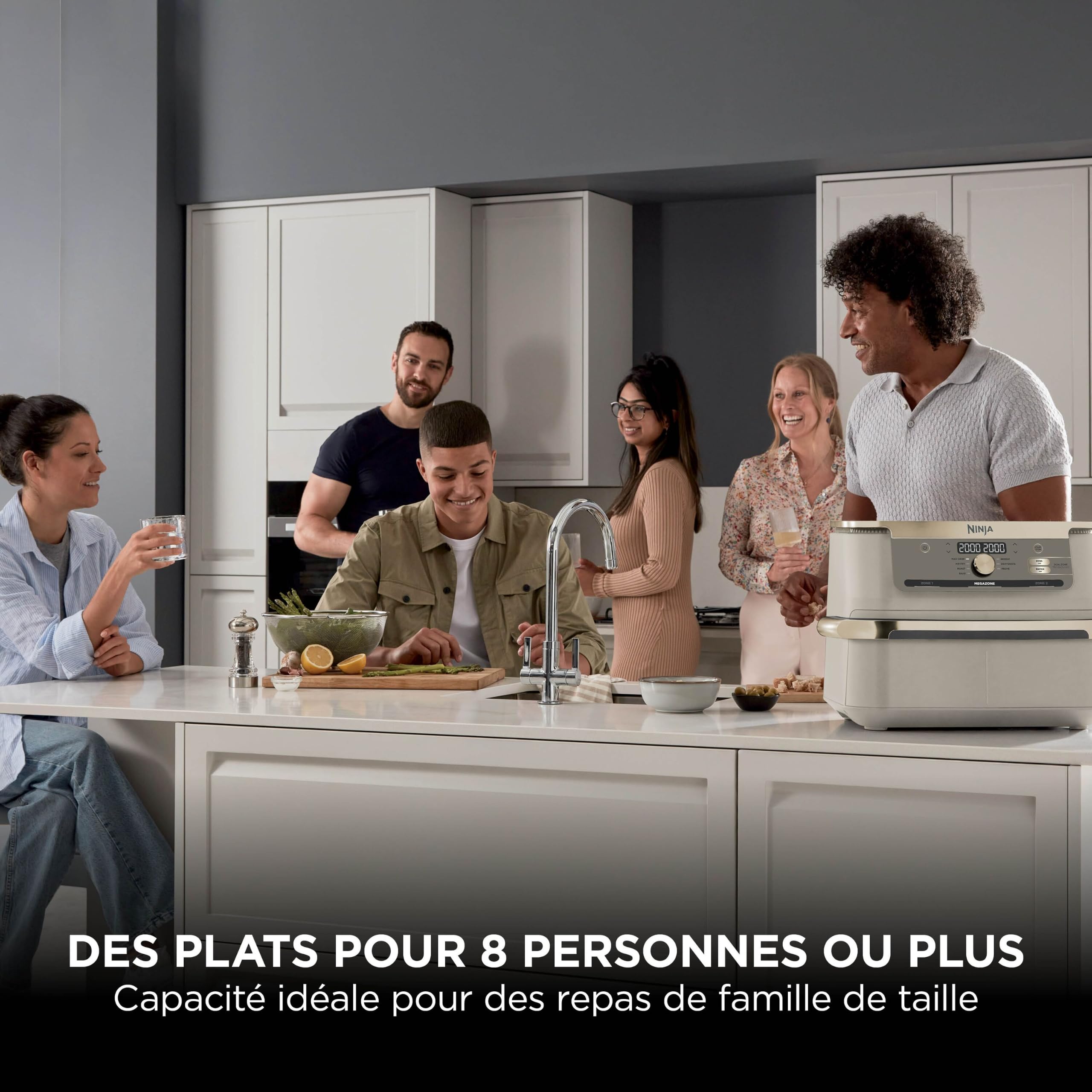 Ninja Foodi FlexDrawer Air Fryer, Dual Zone Avec Séparateur Amovible, Grand Tiroir de 10.4 L, 7-en-1, Double Zone, Sans Huile, Pièces Antiadhésives Compatibles Au Lave-Vaisselle, Stone/Or AF500EUSD
