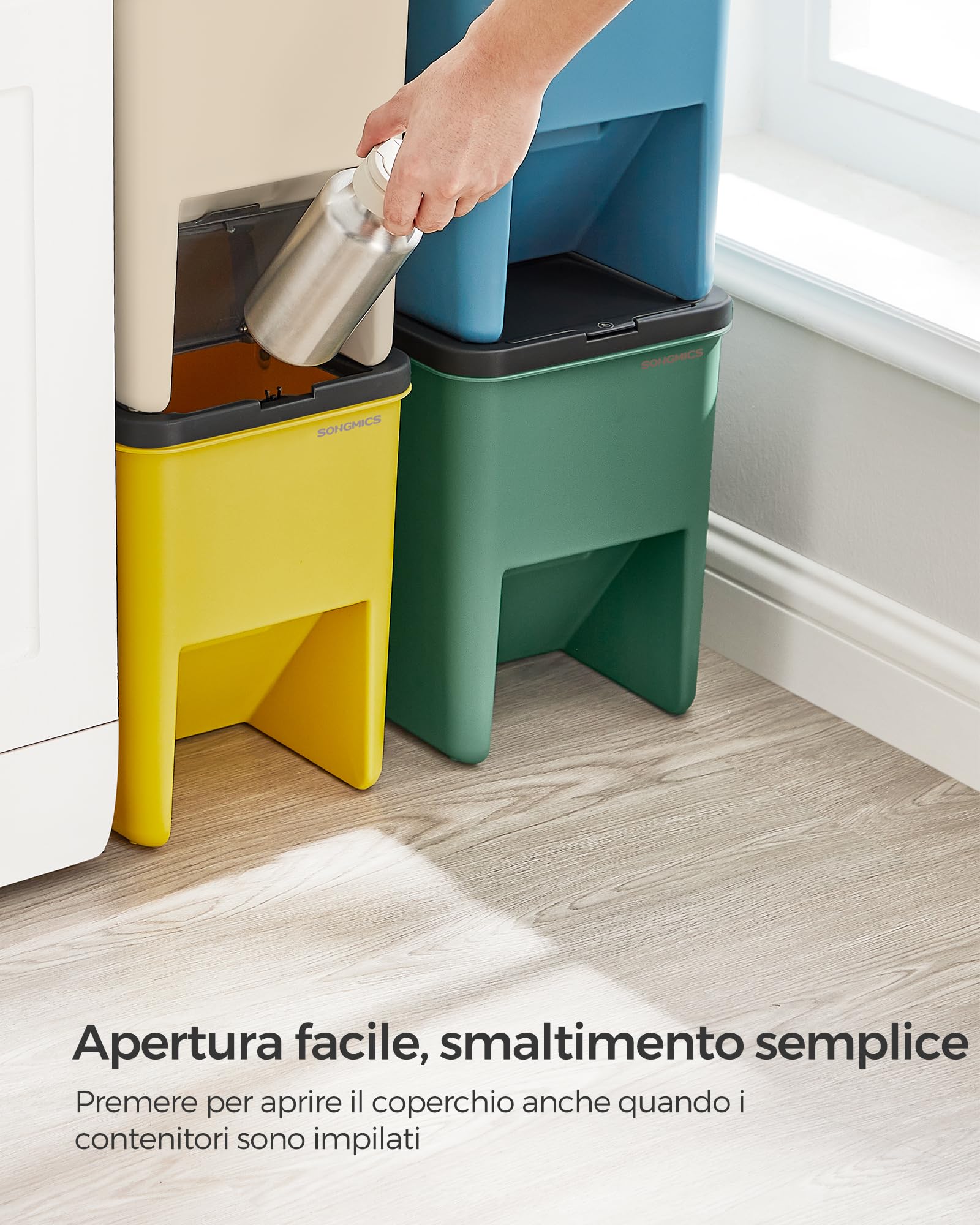 SONGMICS Cestino da Cucina Raccolta Differenziata, Set di 4 Pattumiere Impilabili 20L, Smaltimento Rifiuti, Coperchi a Pressione, Adesivi, Contenitori, Giallo, Blu, Beige e Verde LTB760Q01