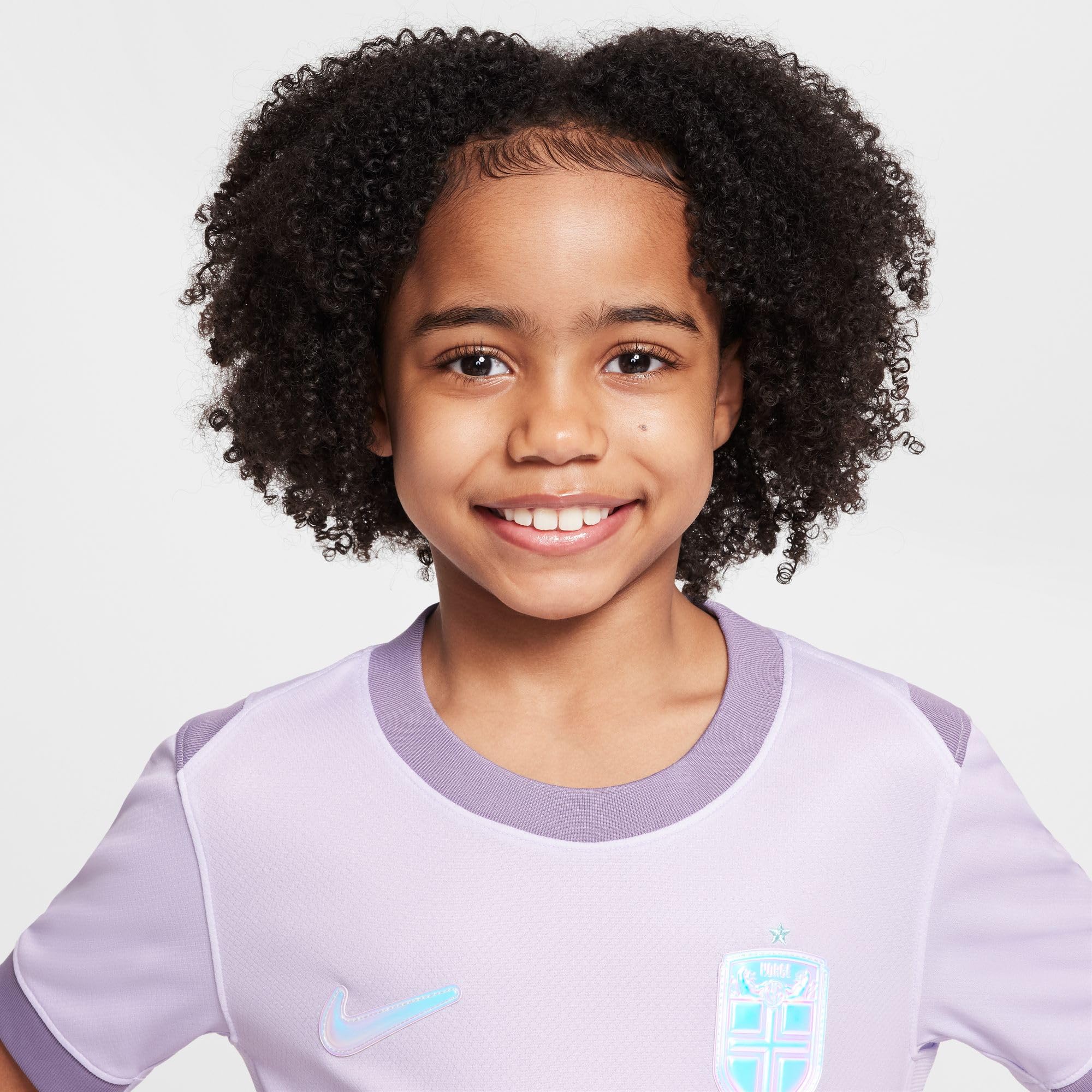 Norwegia 2025 Stadium Away (zespół damski) Nike Dri-FIT replika piłki nożnej dla starszych dzieci, FZ9206