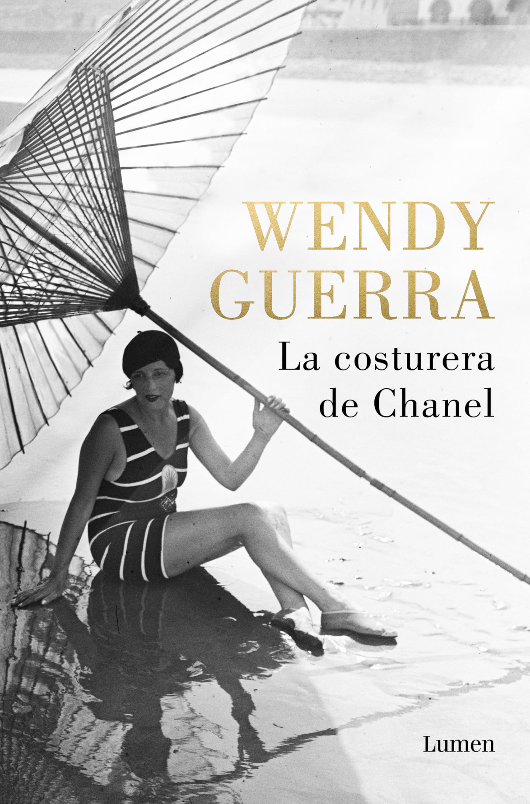 La Costurera de Chanel / Chanel's Seamstress
