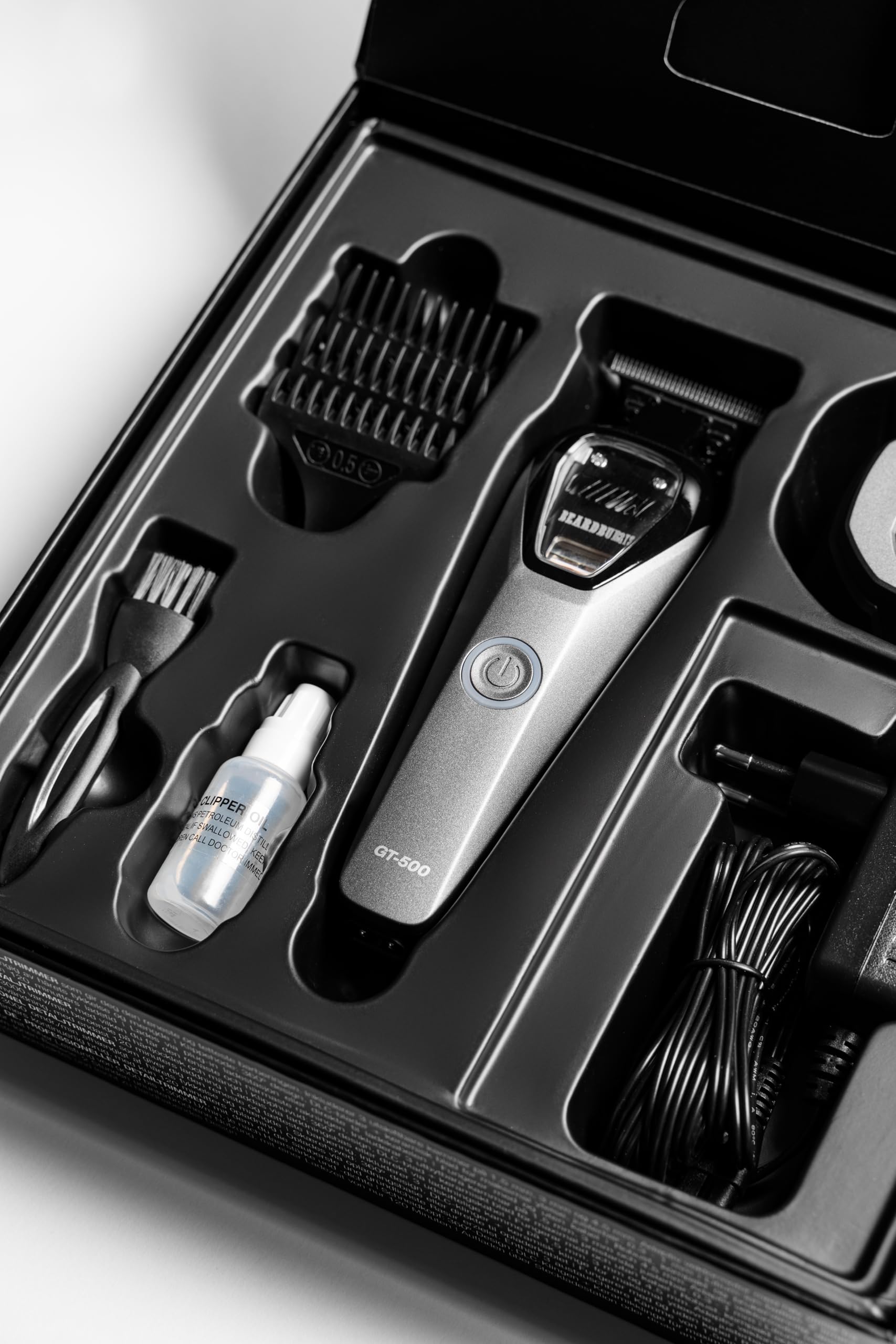 Beardburys Trimmer GT-500 | Maquina de Afeitar Hombre, Barba y Cabello, Recortadora Inalámbrica con Motor de 13.000 RPM, Cuchillas DLC + Cerámica, Batería 2 Horas y Cabezal 360º | Ideal para Barberos