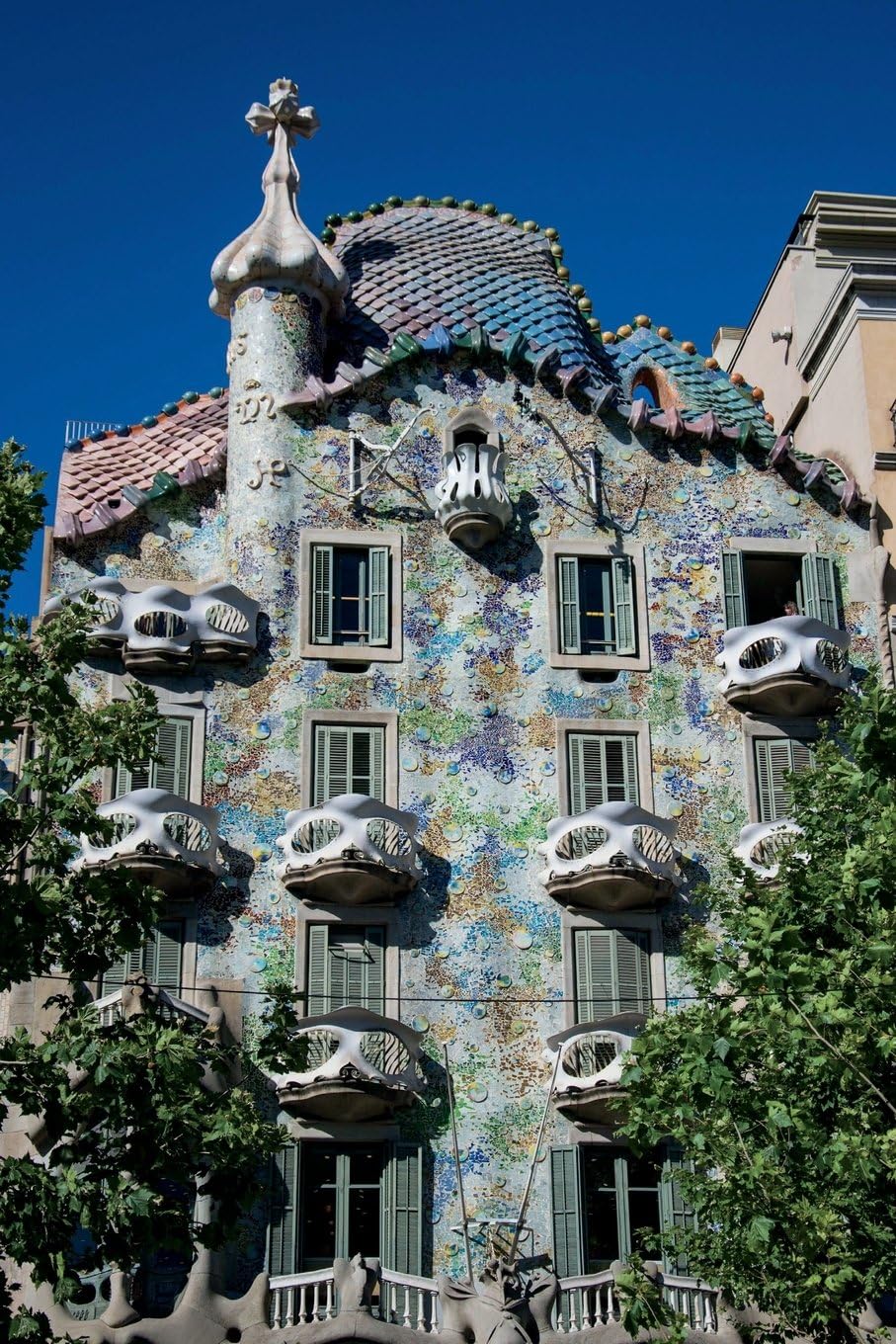 House of Gaudi in Barcelona, Spain Journal: 150 page lined notebook/diary