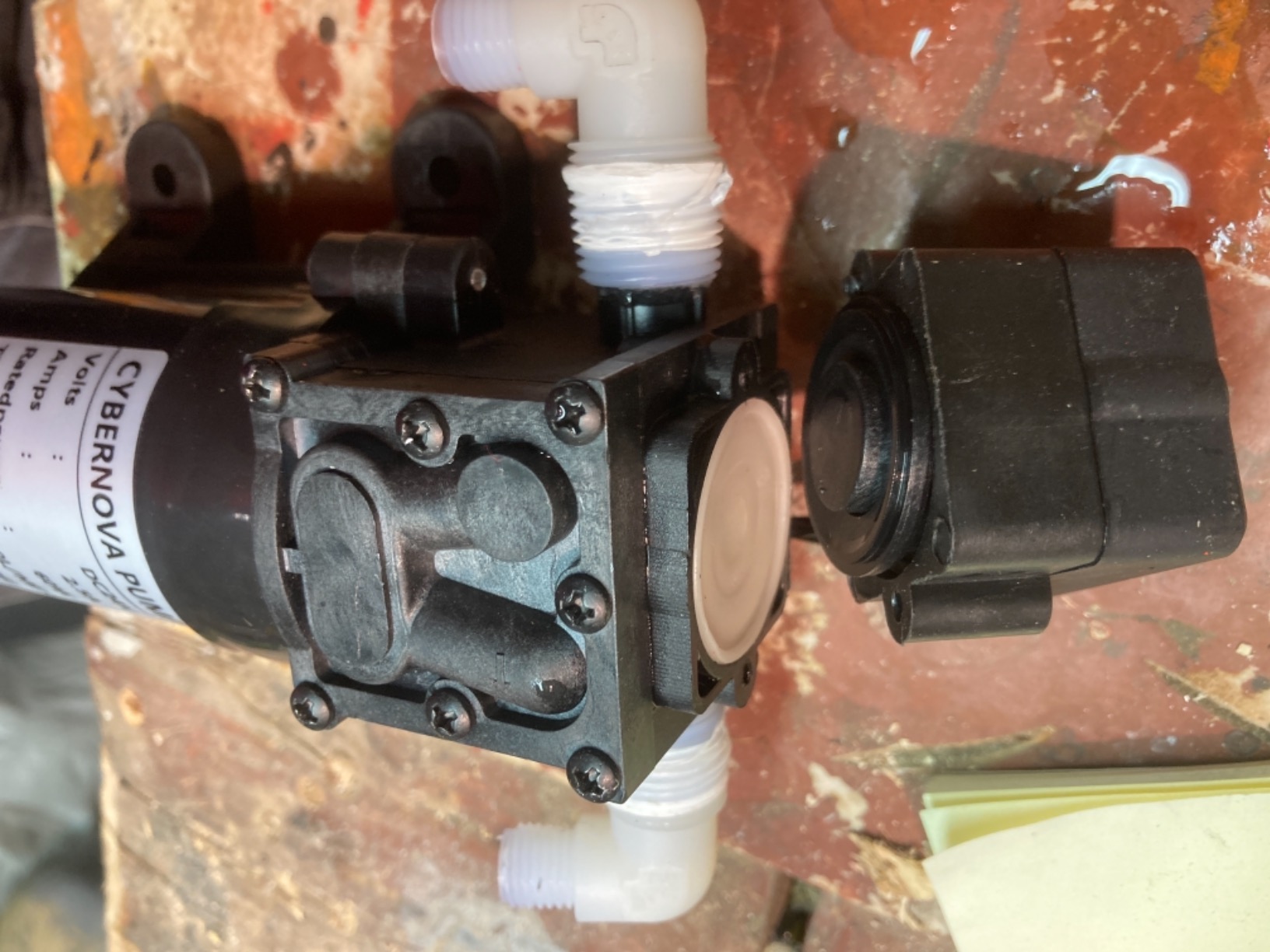 Pompe à Eau 12V 100PSI Pour Camping-car, Bateau Ou Caravane - Débit 4L/min, Auto-amorçante