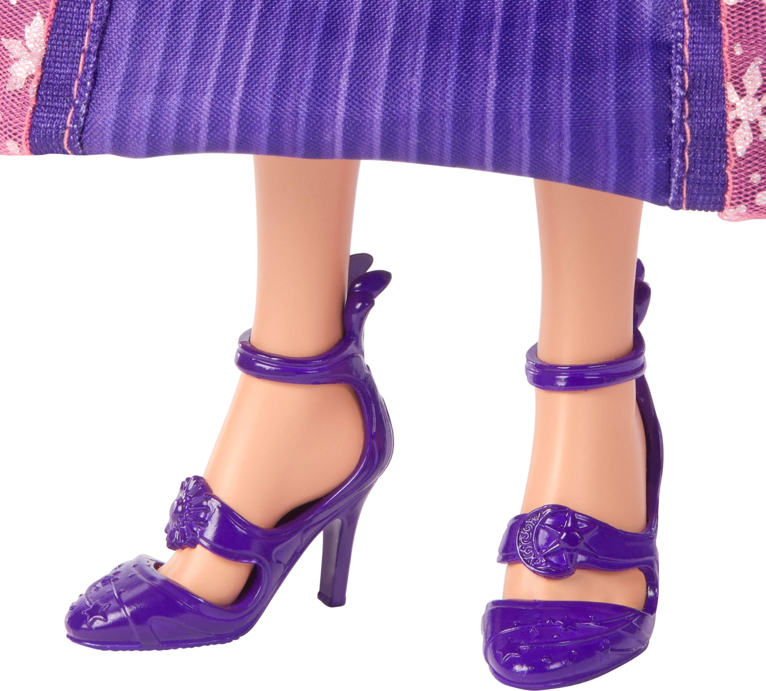 Mattel Universal Pictures Wicked Sabia mágica: Luna, muñeca de Moda con Conjunto de Primera Calidad extraíble y Accesorios, Inspirada en la película, JLG42