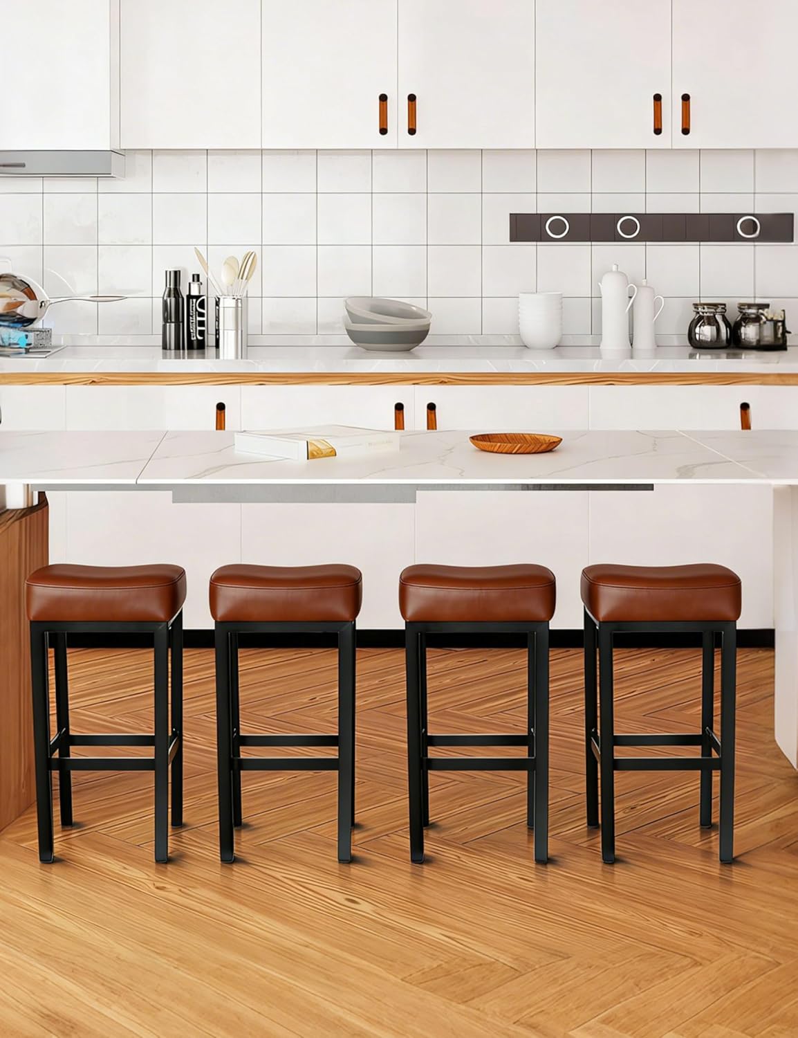 DYHOME Bar Stools Set of 4, Brown Leather Counter Height Bar Stools, 26 inch Upholstered Barsrtools,Mid-Century Modern Bar Chairs Thick Saddle Seats & Heavy Duty Metal Base, Easy Assembly