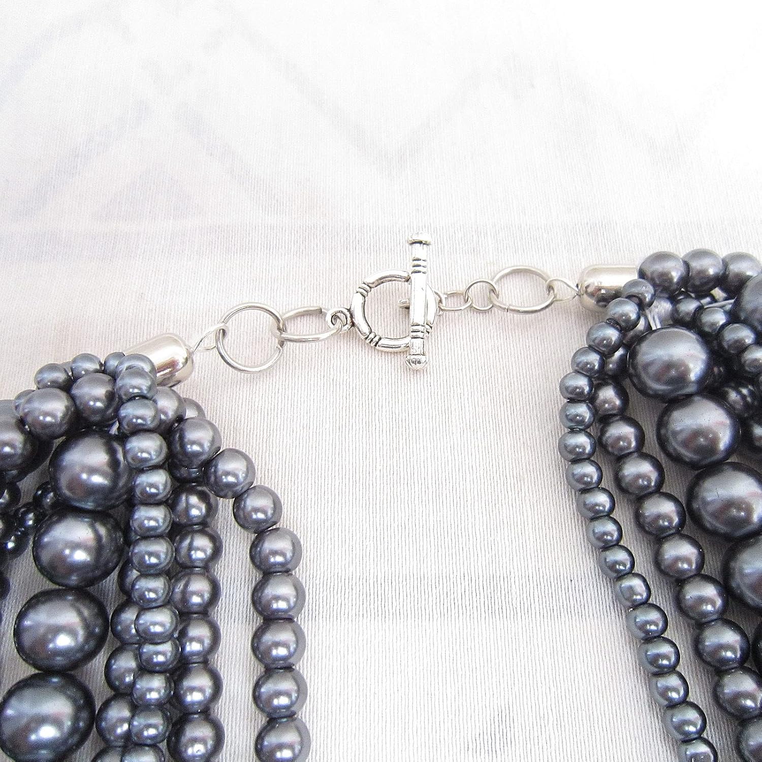 Women Statement Pearl Necklace Gray Pearl Necklace Multi Strand Pearl Necklace for Her Bridesmaid Jewelry Chunky Necklace Bride Necklace Wedding Gift Ideas for Daughter Gift for Mom