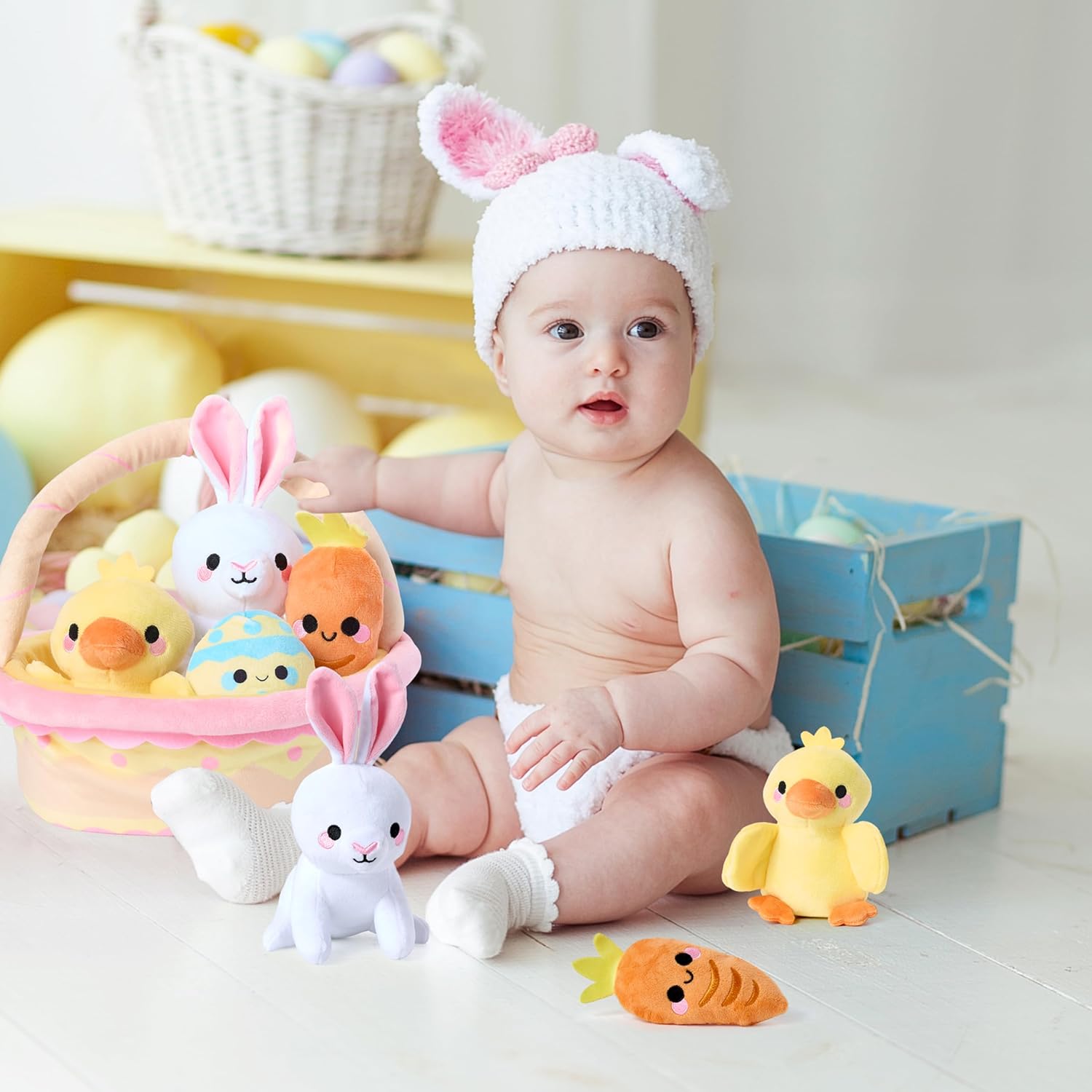 JOYIN 5 Pcs Easter Basket Plush Playset, Filled Basket with Bunny Chick Egg Carrot, Easter Toys Gifts Prefilled with Animal Stuffers for Baby Toddler Kids Boys & Girls of All Ages