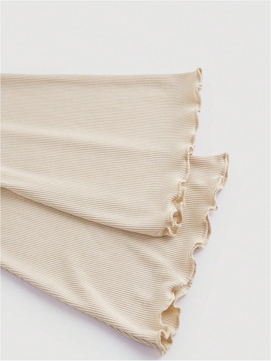 Floerns Women's Wrap Sweetheart Neck Bell Sleeve T Shirts Ruched Rib Knit Crop Tops - Image 4