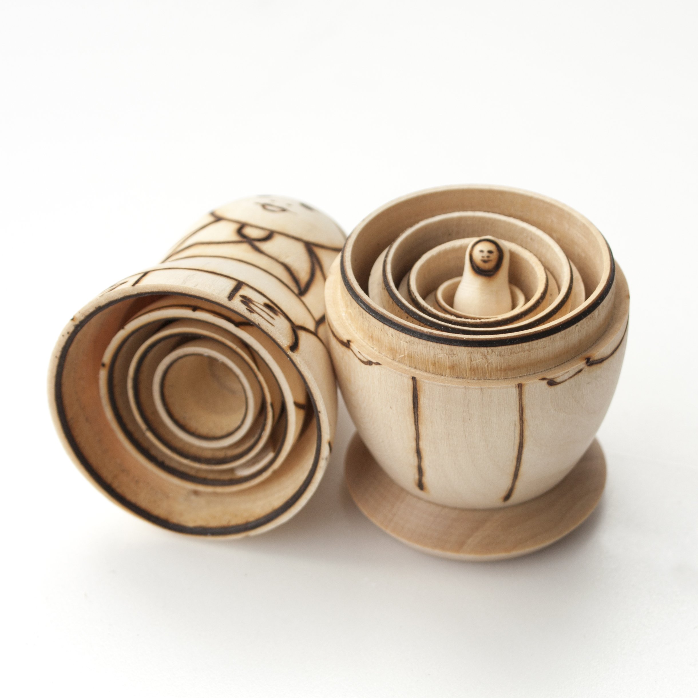 Amazon | 木の香 ペイントマトリョーシカ 5個組 | ハンダゴテ