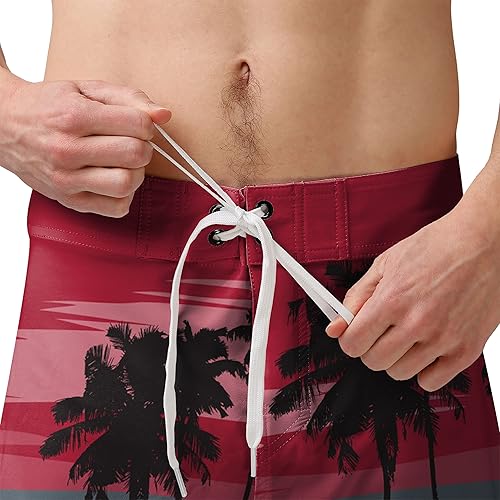 Miniatura 30 de FOCO Bañador Sunset con logotipo del equipo para hombre