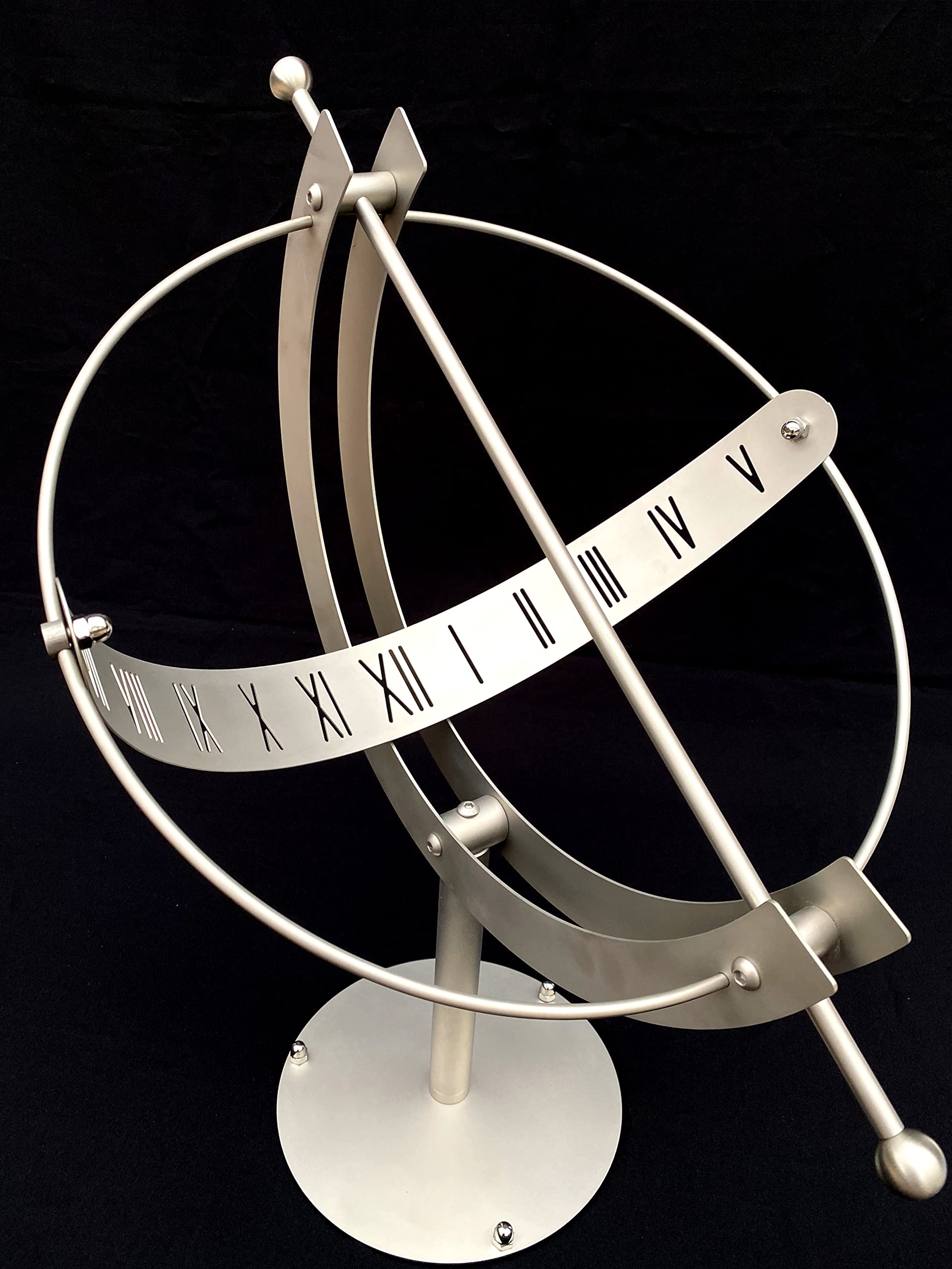 DanDiBo Sonnenuhr Edelstahl für den Garten 70 cm Rostfrei 96207 mit Säule Ausrichtbar Wetterfest Gartenuhr Modern Metall