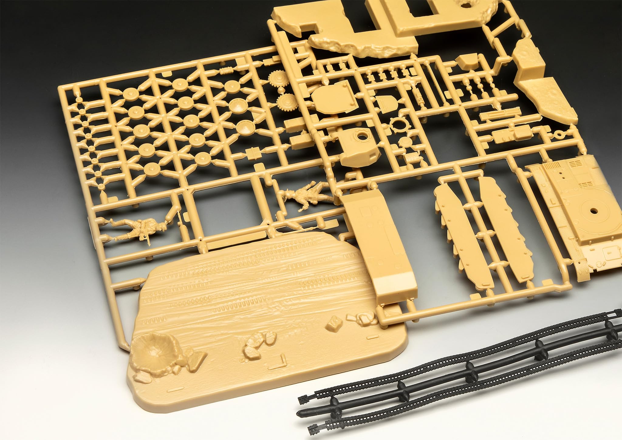 Amazon | ドイツレベル(Revell) 1/76 II号戦車 F型 03229 プラモデル