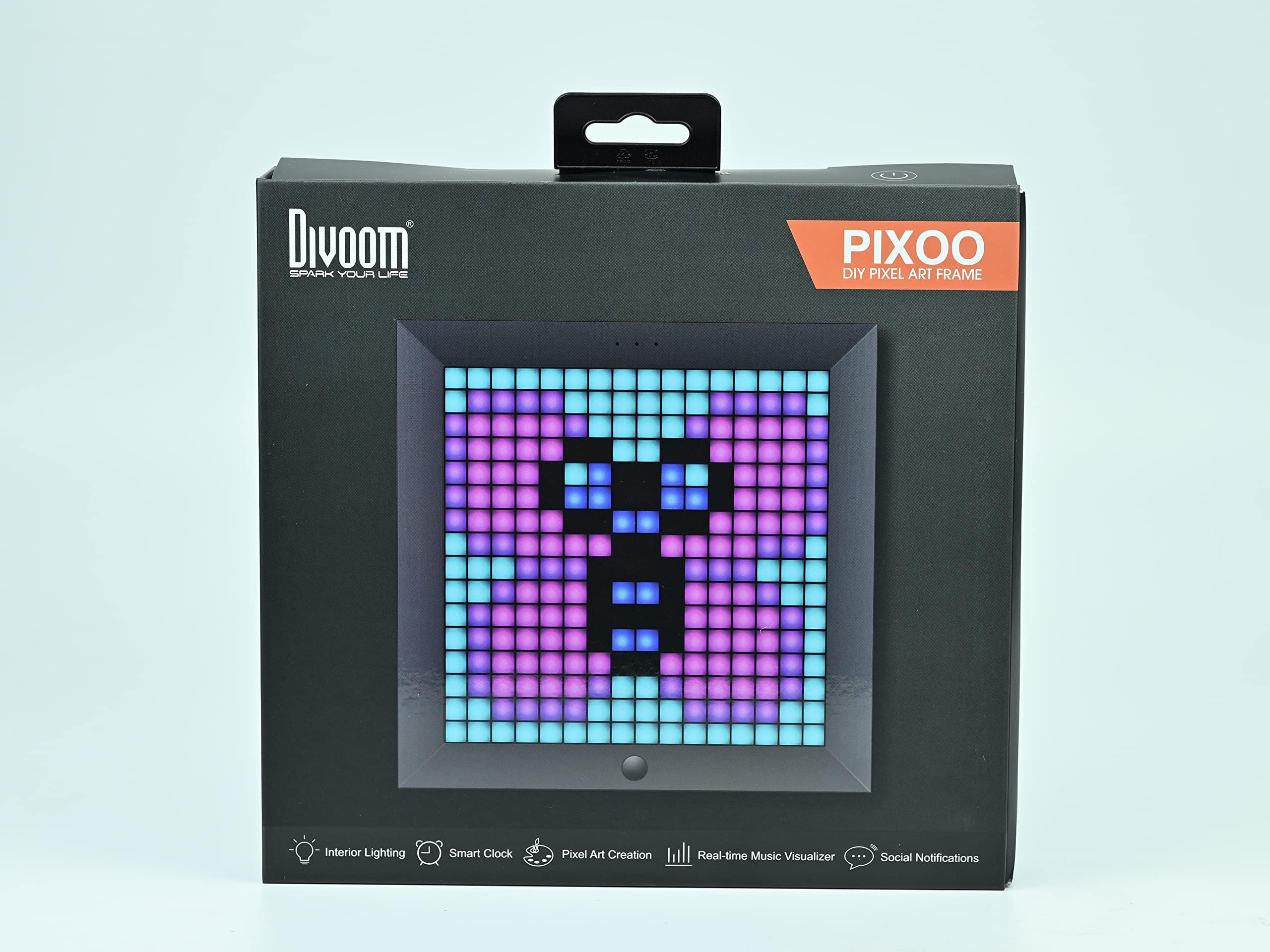Divoom Pixoo Pixel Art Digitaler Bilderrahmen, Programmierbares 16 * 16 RGB LED Panel, Smart Clock mit Social Media Benachrichtigung, 7.18 Zoll Home Dekor Kalender Uhr, Gaming Gadgets (Schwarz)