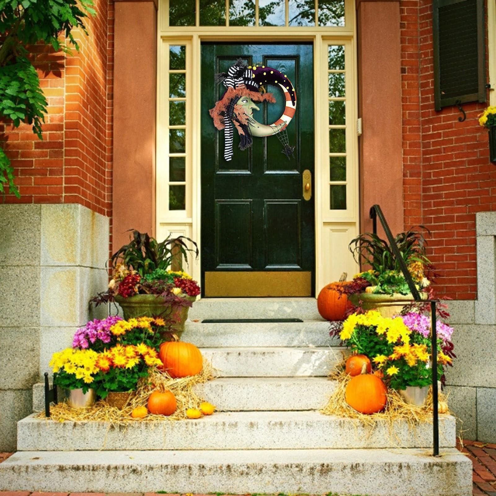 Wiszący Wieniec Drzwiowy Halloween z Figurą Wiedźmy na Przedni Ganku