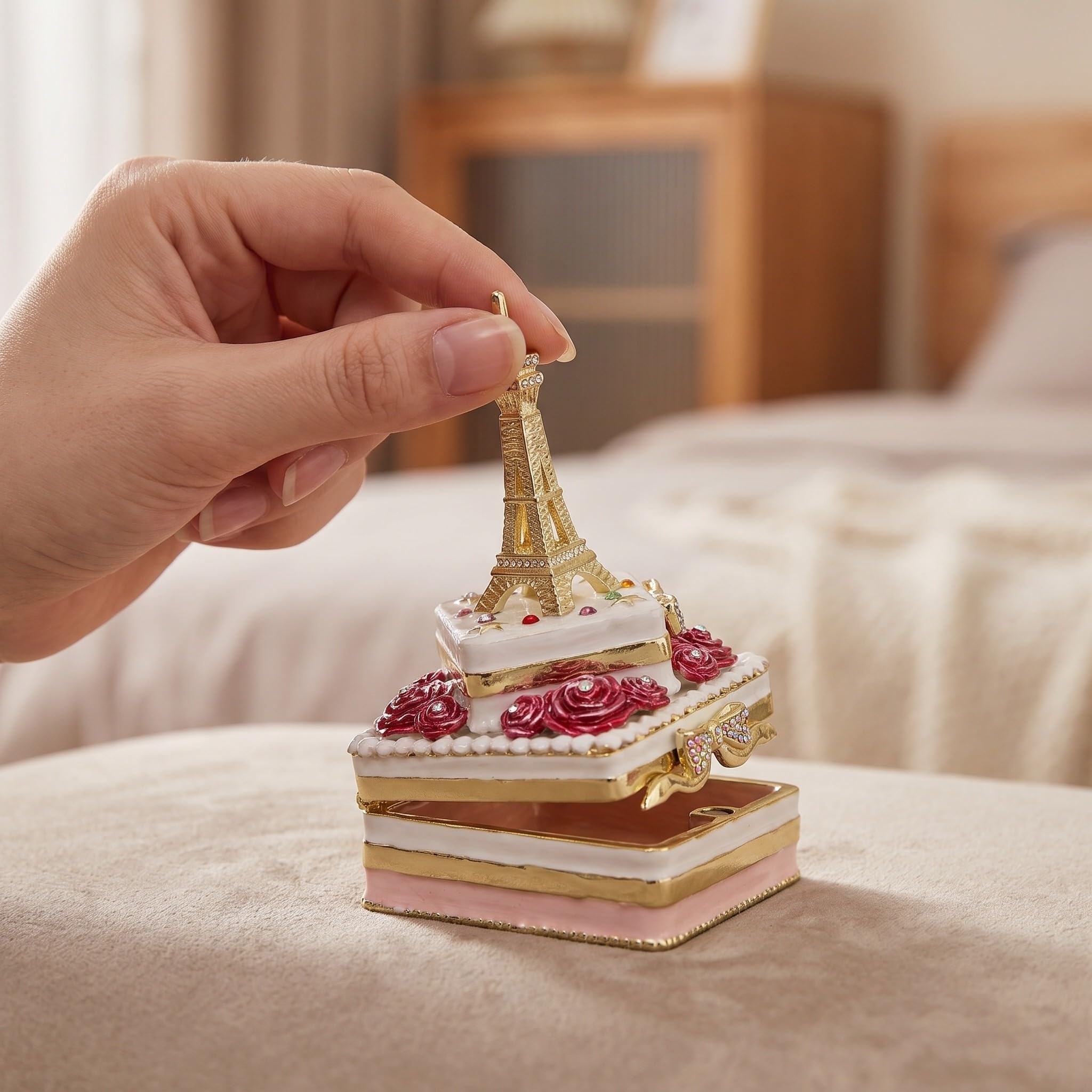 Caja de baratijas de esmalte pintado para decoración del hogar, con forma única de la Torre Eiffel, organizador de joyas coleccionable para guardar anillos, pendientes y collares.