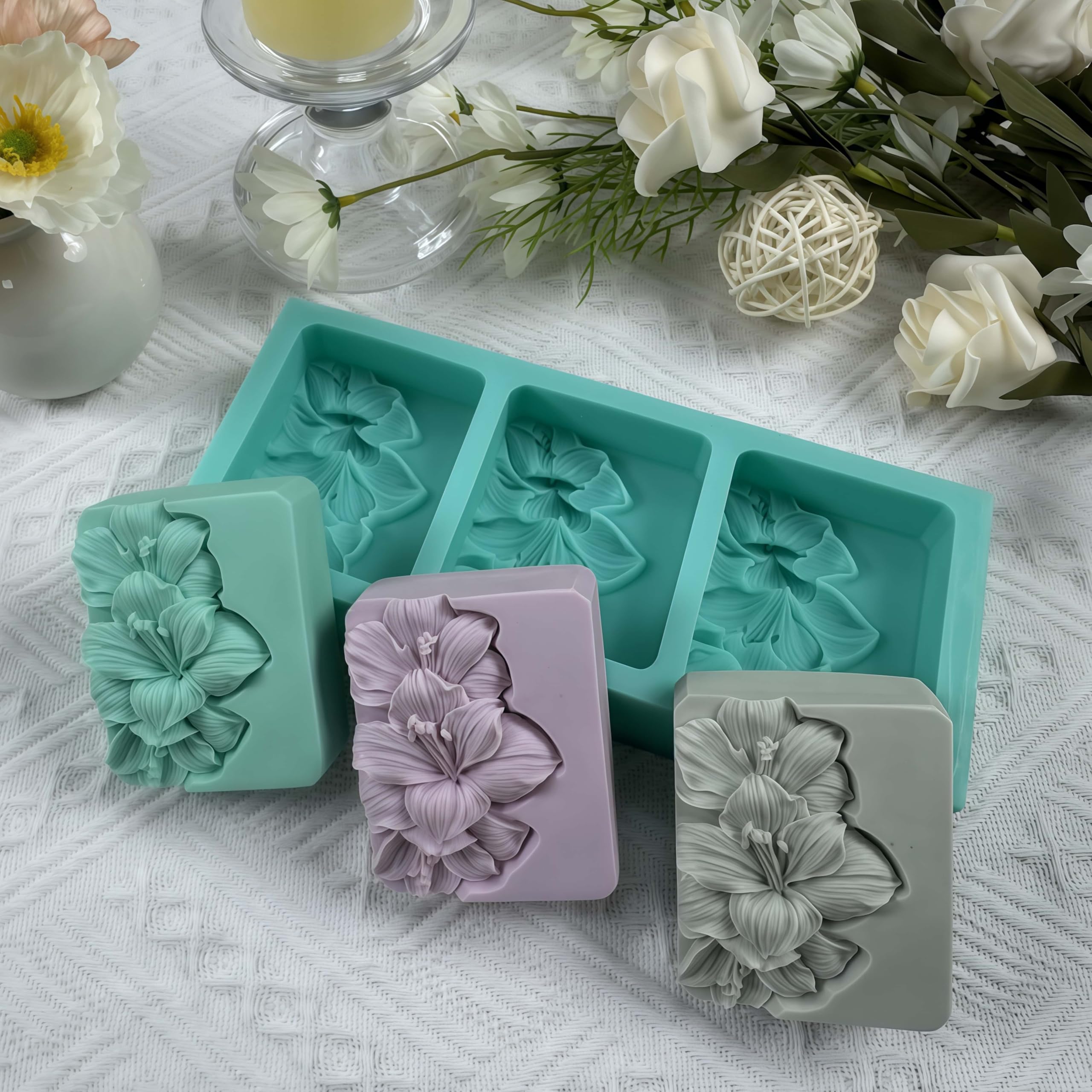 Molde de jabón natural de 3 agujeros, hecho a mano, de silicona, para hacer jabón, de flores, chocolate, pasteles, resina, yeso, para manualidades