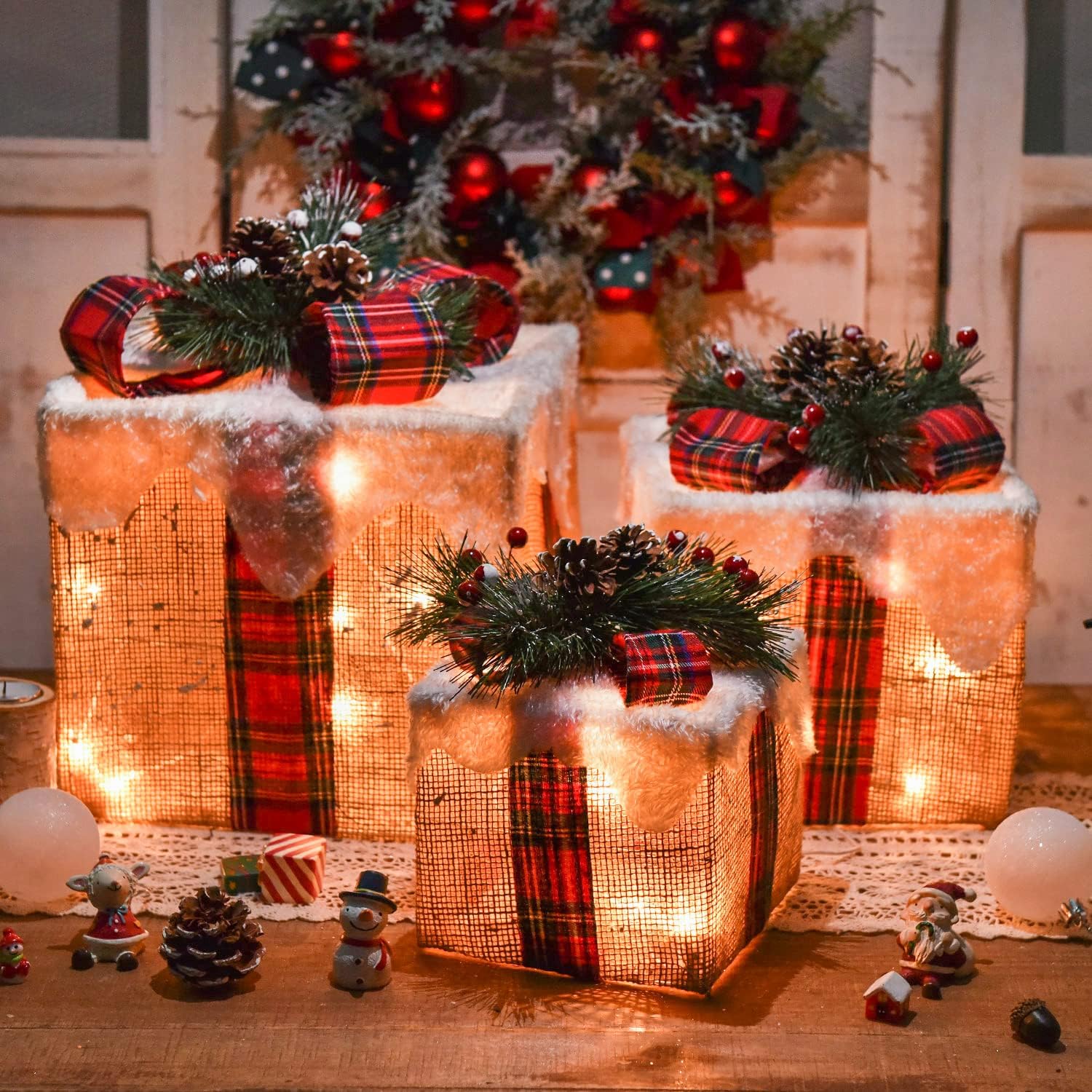 Lvydec Lighted Gift Boxes Christmas Decoration, Set of 3 Flaxen Christmas Tree Gift Box with Built-in LED Lights for Indoor/Outdoor Holiday Home Party Porch Christmas Tree Skirt Decoration : Patio, Lawn & Garden