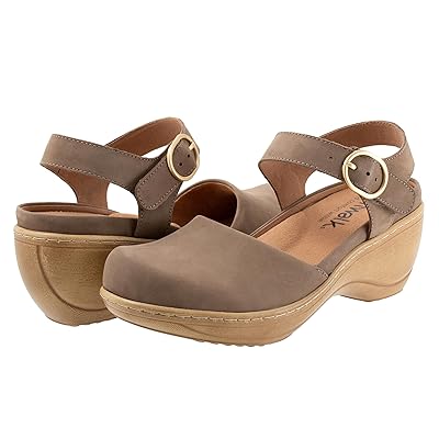 SoftWalk Mabelle Women