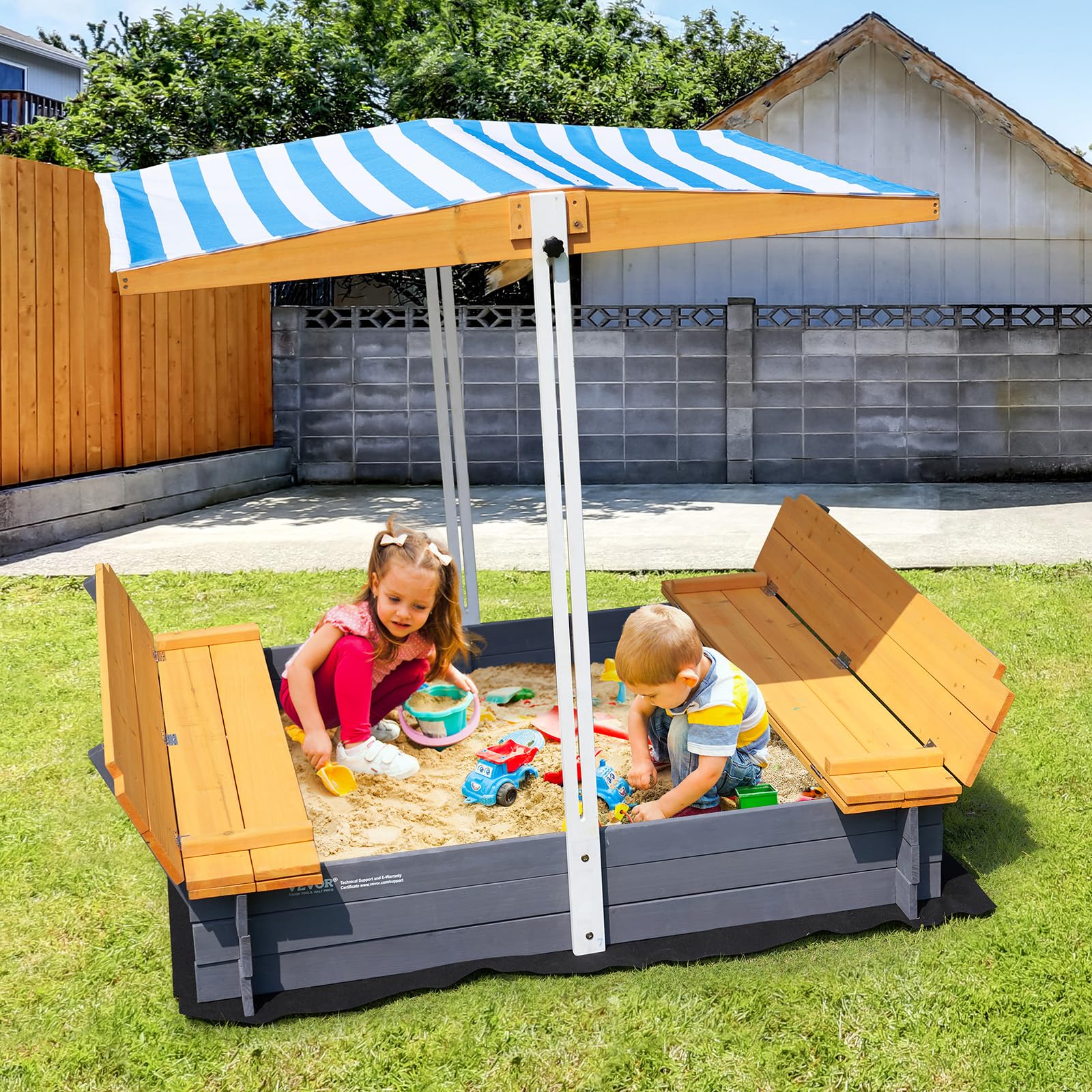 VEVOR Bac à sable en bois naturel avec auvent, 1455 x 1200 x 1200 mm, bac à sable avec banquettes pliables et doublure inférieure, pour jardin extérieur, plage, parc, cadeau pour enfants de 3 à 12 ans