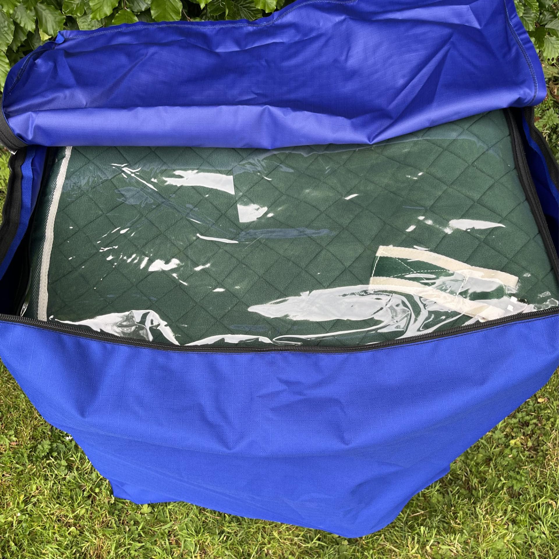 Ruggles Horse Rug Storage Bag - Suitable for 5 rugs/blankets - Keep rugs clean, dry and dust free (Royal Blue)