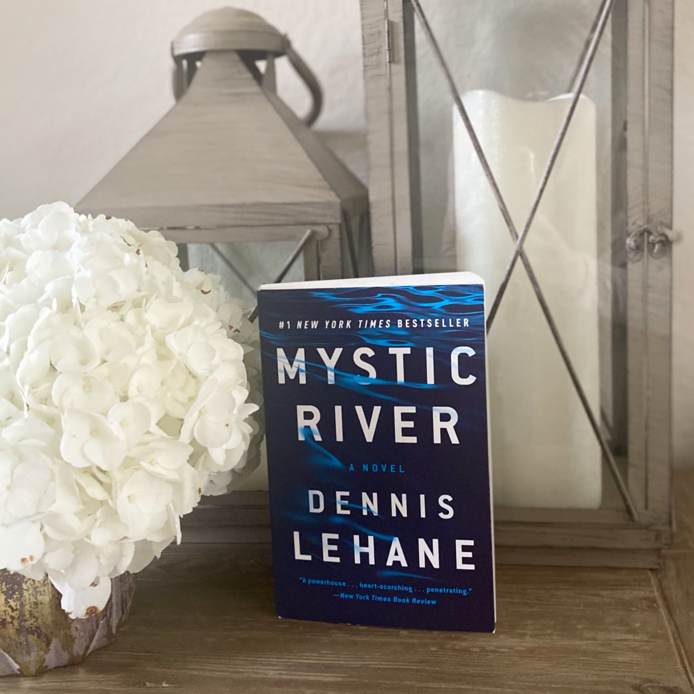 Mystic River: Dennis Lehane: Amazon.com: Books