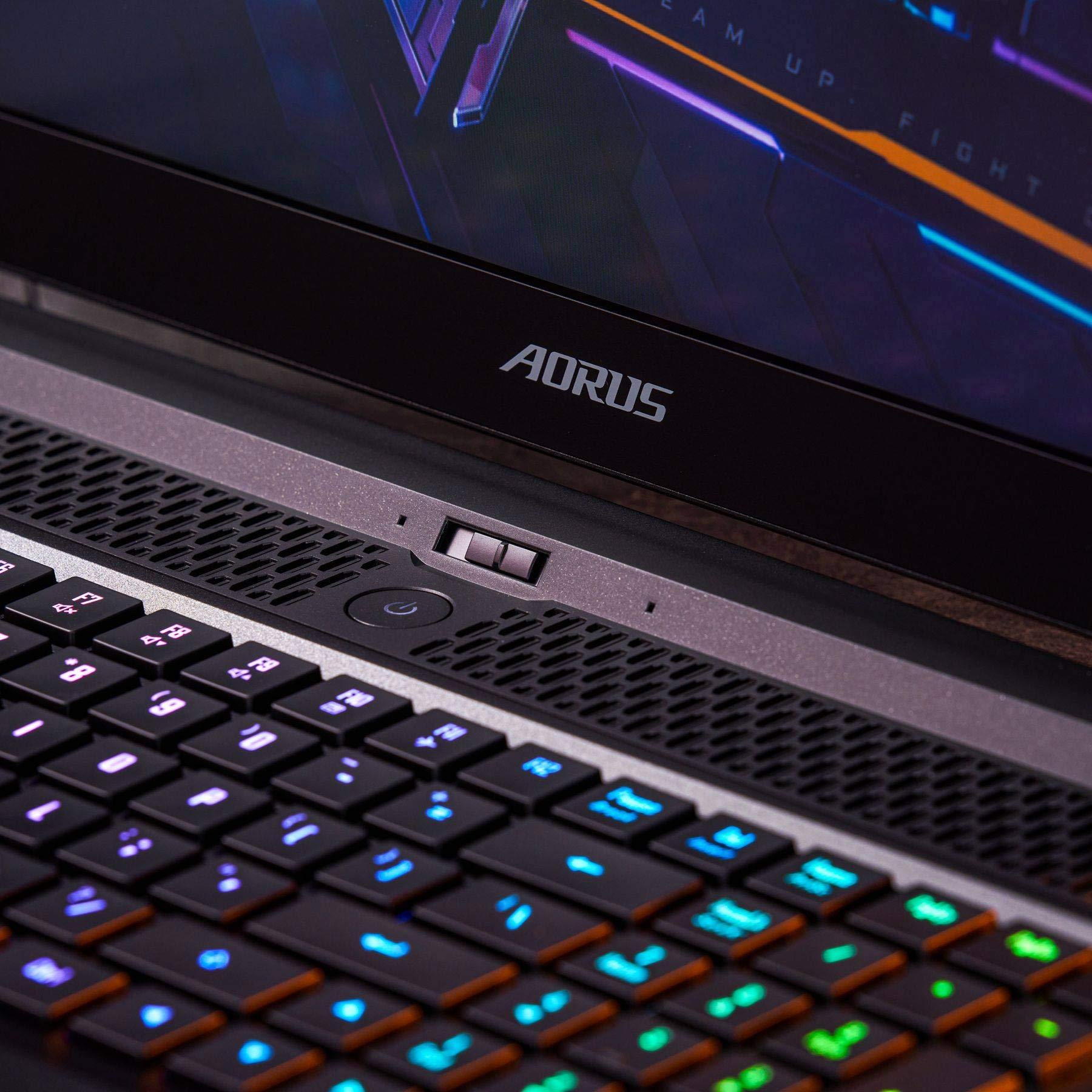 Amazon.co.jp: 【RTX 3070搭載】AORUS 17G 超高速300Hzパネル採用 
