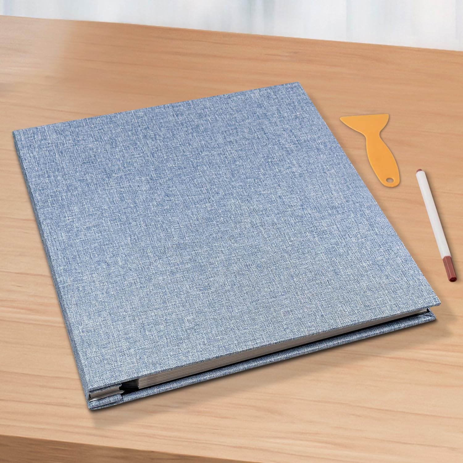 Álbum de fotos con capacidad para fotos de 4 x 6, 5 x 7 y 8 x 10 pulgadas, páginas autoadhesivas para bebés, bodas, viajes y recuerdos familiares, incluye bolígrafo metálico y raspador/libro de
