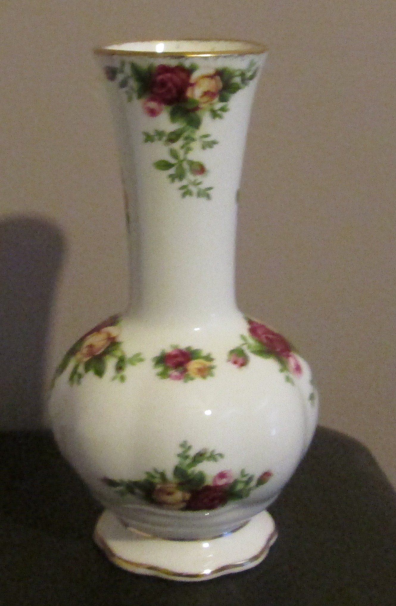 Amazon.co.jp: 1962 Royal Albert 6インチ オールドカントリー ローズ