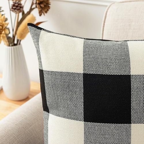 Miniatura 8 de UGASA - Juego de 2 fundas de almohada clásicas a cuadros de lino a cuadros retro, fundas de cojín decorativas para sofá, cama, vacaciones, 22 x 22