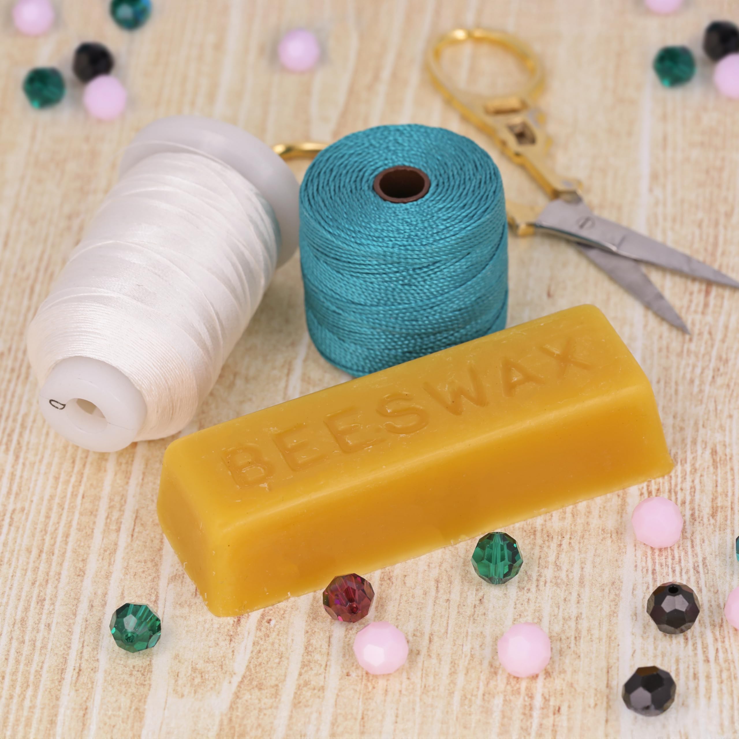 The Beadsmith Wosk do pielęgnacji nici – sztabka 1 uncji, 100% wosk pszczeli, naturalny wzmacniacz sznurków do artykułów rzemieślniczych i krawieckich