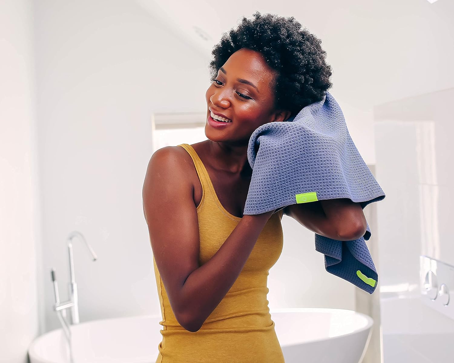 AQUIS - Original Hair Towel (Waffle), Set of 2, Ultra Absorbent & Fast Drying Microfiber Towel for Thicker Hair (19 x 39 Inches), Dark Grey and White : Beauty & Personal Care