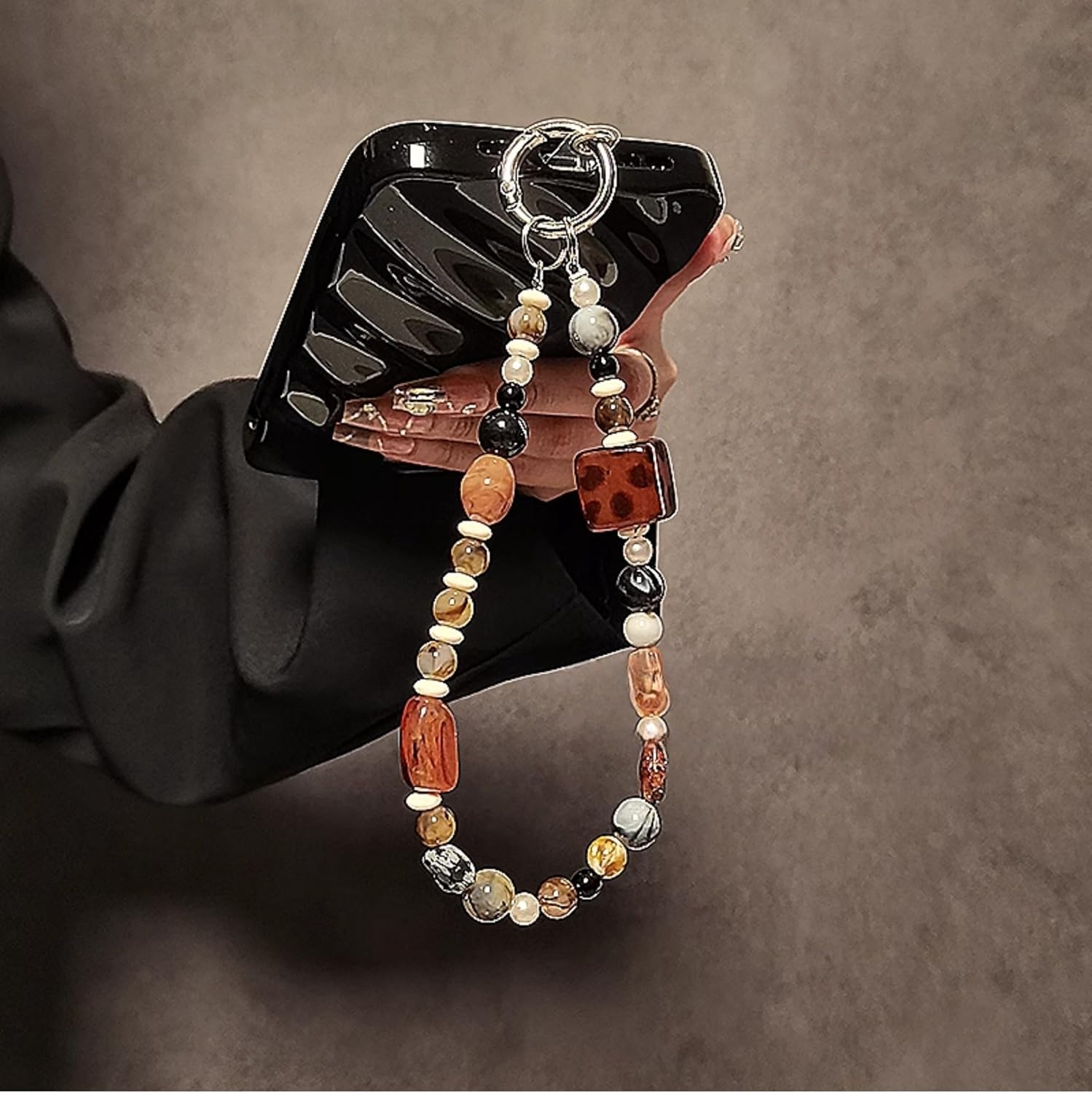 Phone Charm with Crystal/Handpainted Bead, Kawaii Hands-Free Wrist Strap for Women Girl, Cute Leopard Print Shell Bead, Luxury Bling Diamond Glitter Beaded, Phone Lanyard - Image 6