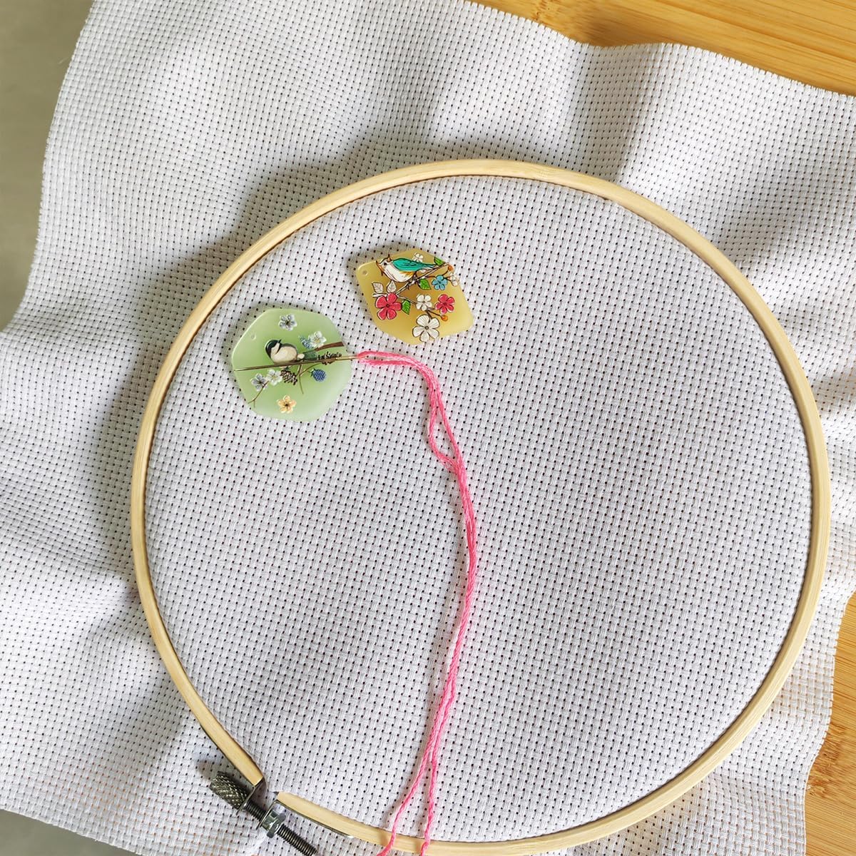 Cute Floral Bird Magnetic Needle Minder Set, Funny Green Leaves Flowers Plant Decorative Needle Nanny Keeper for Cross Stitch Embroidery Sewing Needle Pin Holders Needlework Accessories Pink Red