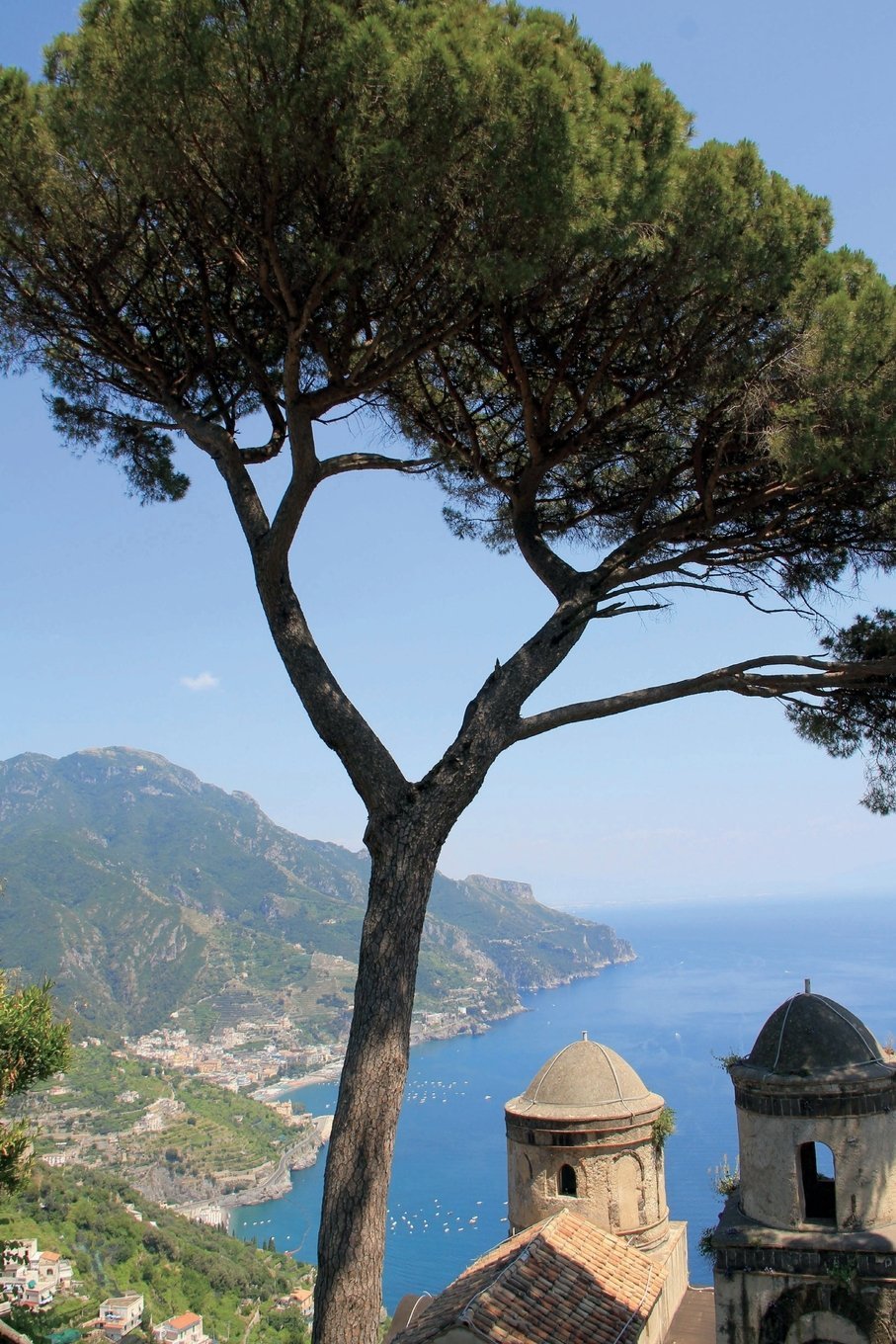 Ravello, Italy Journal: 150 page lined notebook/diary Paperback – 3 May 2016