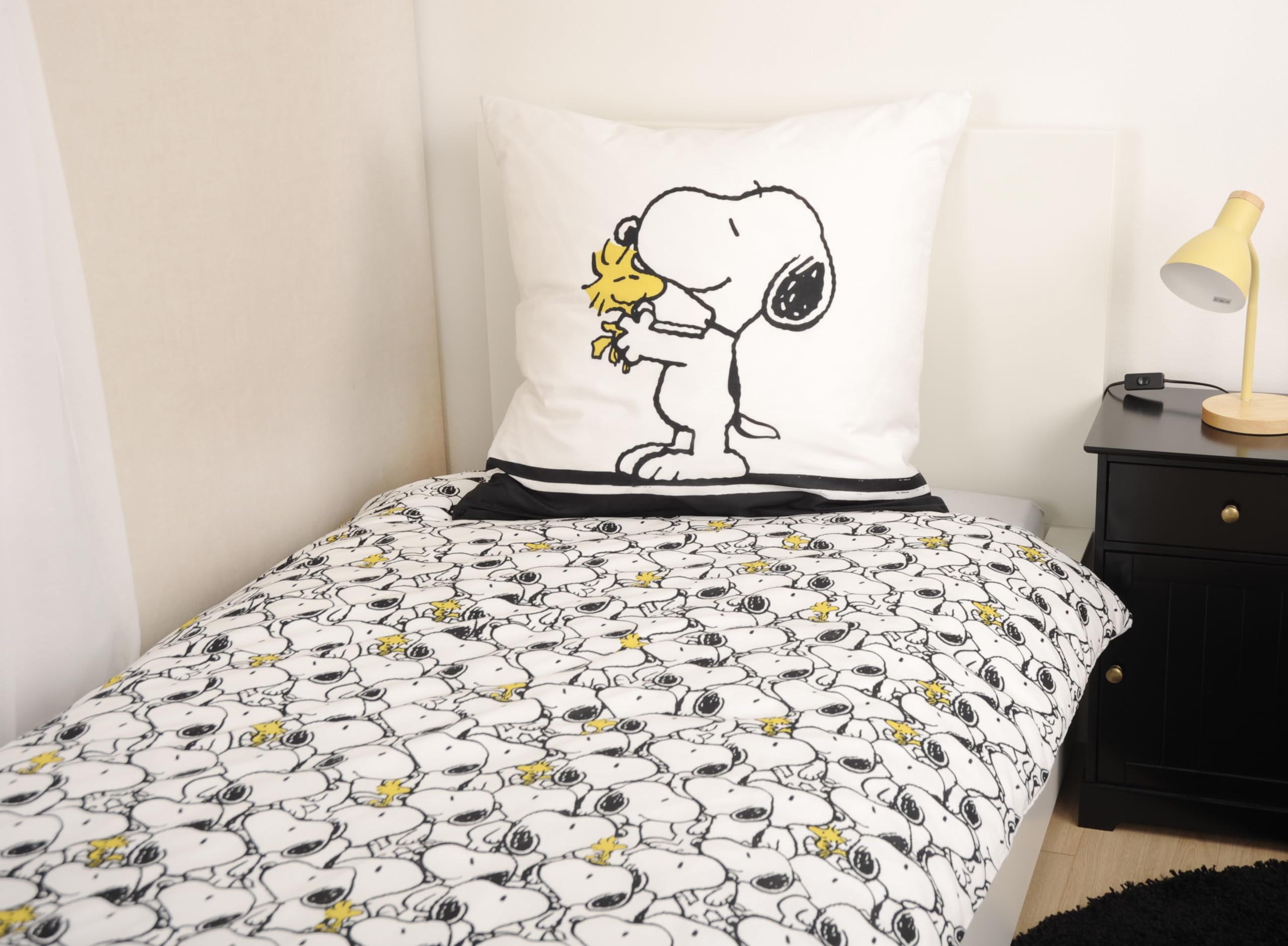 Herding Peanuts Parure di biancheria da letto liscia Better Together Snoopy Woodstock 100 % cotone con chiusura lampo di marca 135 x 200 cm – Outlet-24