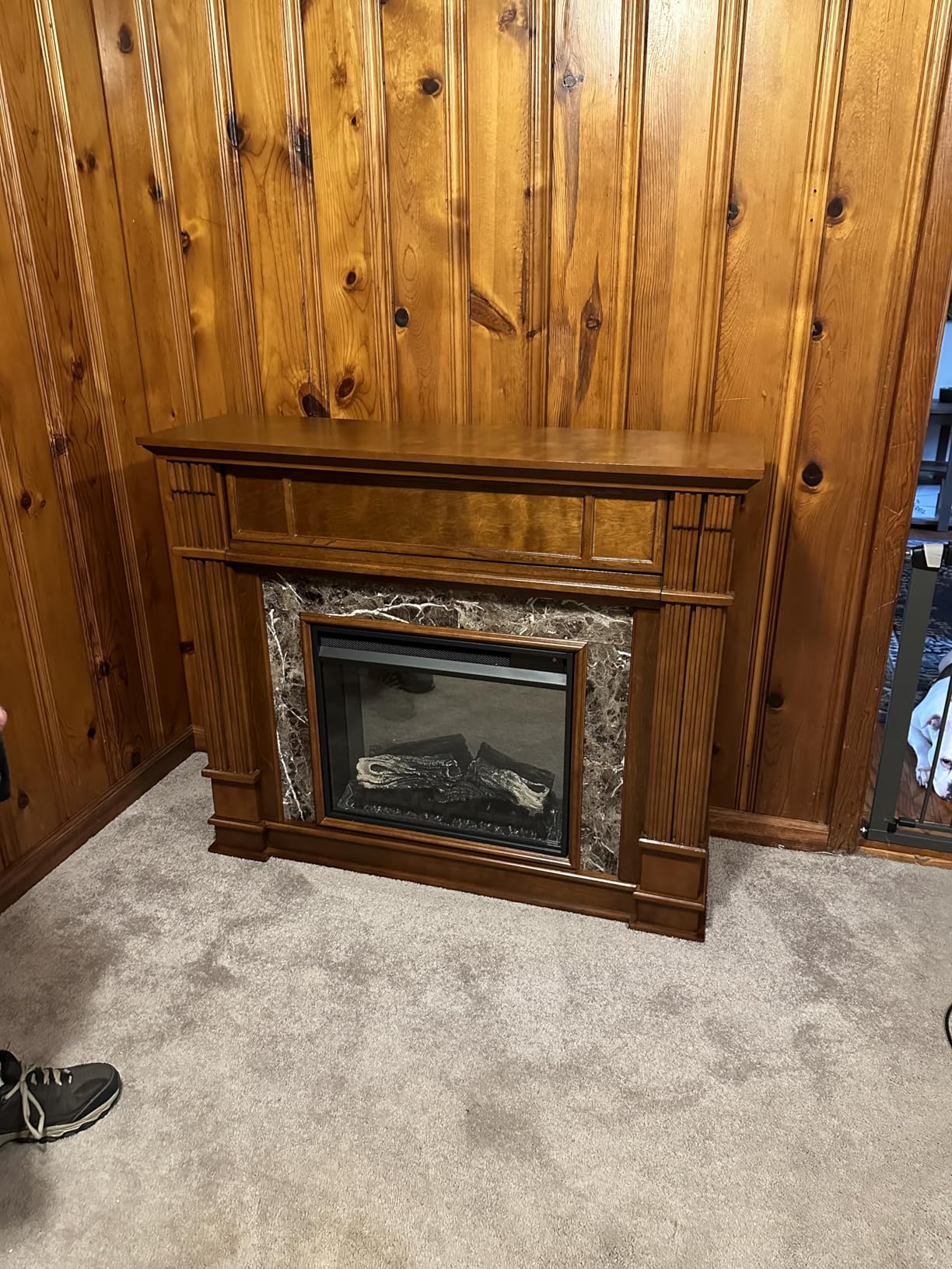 17/mo Finance SEI FURNITURE Highgate Faux Cararra Marble Electric