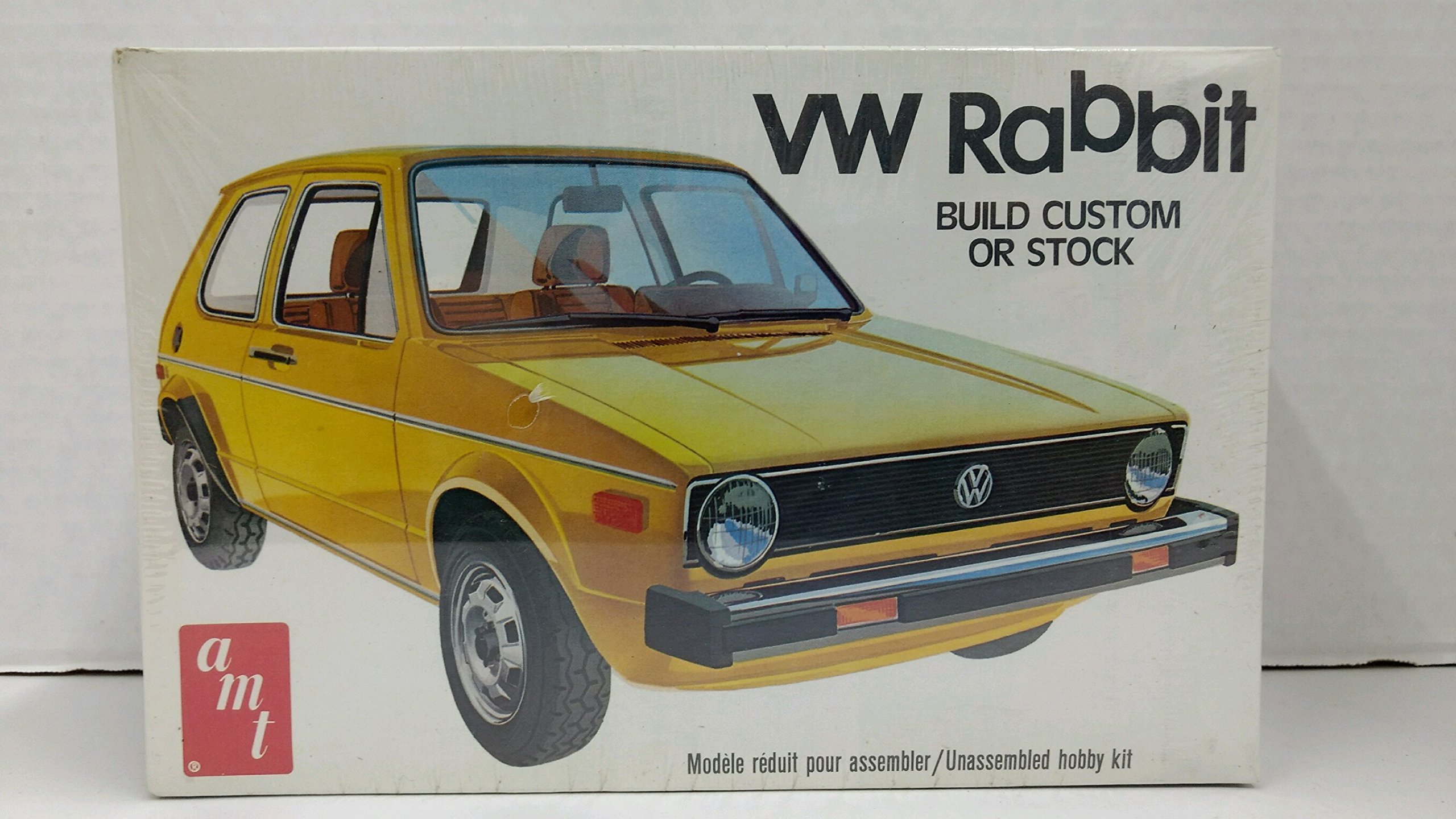 Amt 2001 1978 Vw Rabbit Sedan 1 25 Scale Plastic | Desertcart INDIA