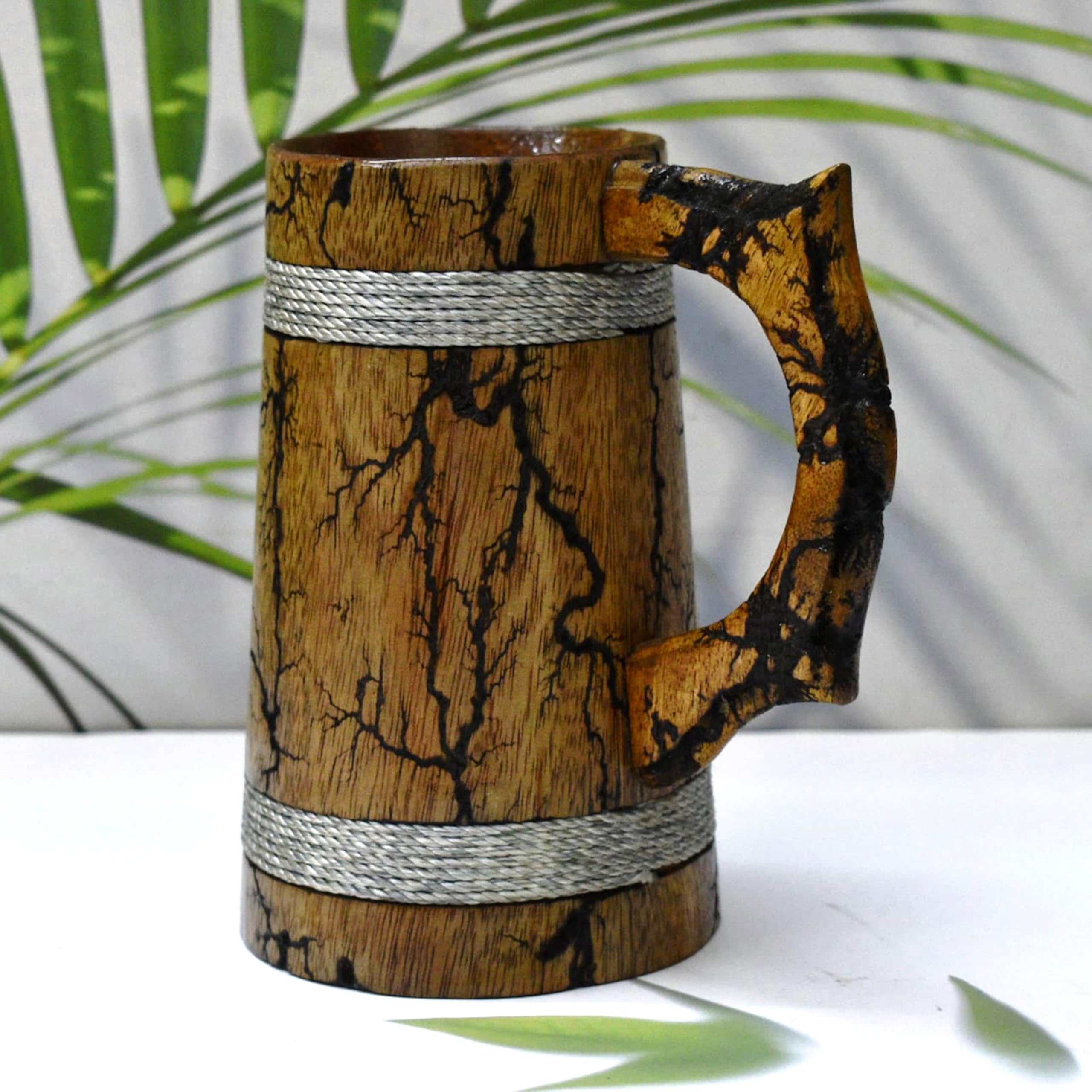 Indischer Bierkrug für ihn - Wikinger-Stil 20 OZ Holzkrug - Trinkkrug aus natürlichem Hartholz - Hochzeits- und Geburtstagsgeschenke für ihn