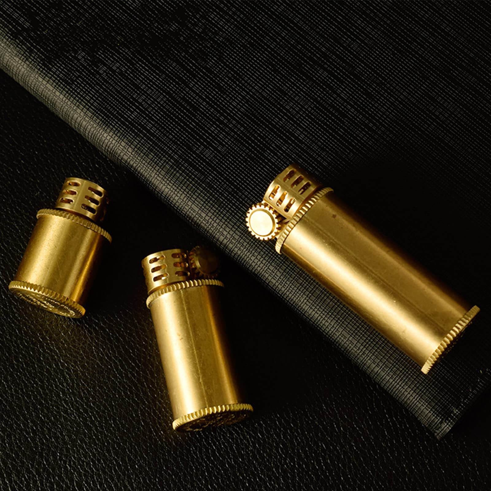 Compact Vintage Kérosène Briquet Huile Rechargeable en Laiton Meule Briquet, Cylindre en Cuivre Pur Cadeau de Fumer pour Hommes (Vendu sans Essence)