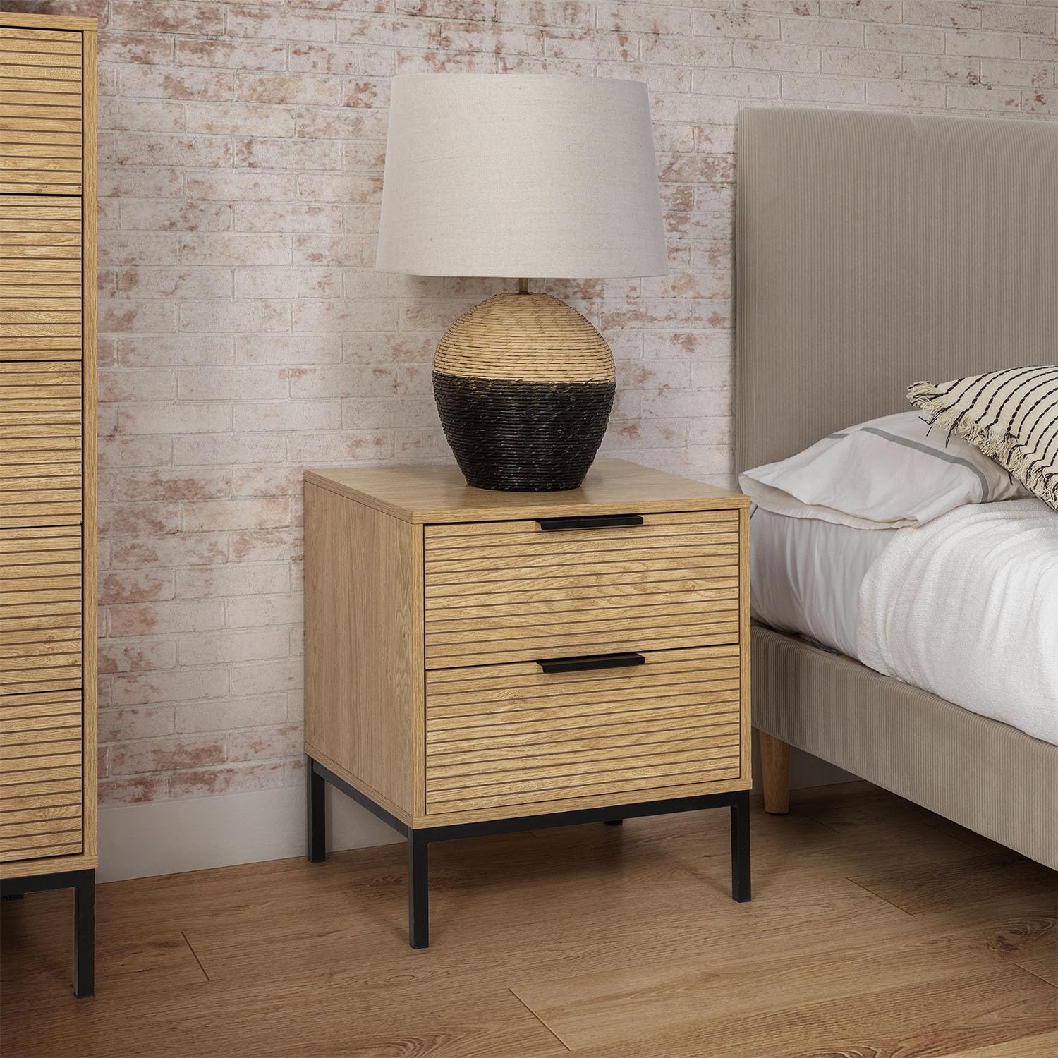 HOMN LIVING Mesita de Noche Mónica 2 cajones Color Madera, 50 cm (Ancho) 40 cm (Profundo) 55 cm (Altura)