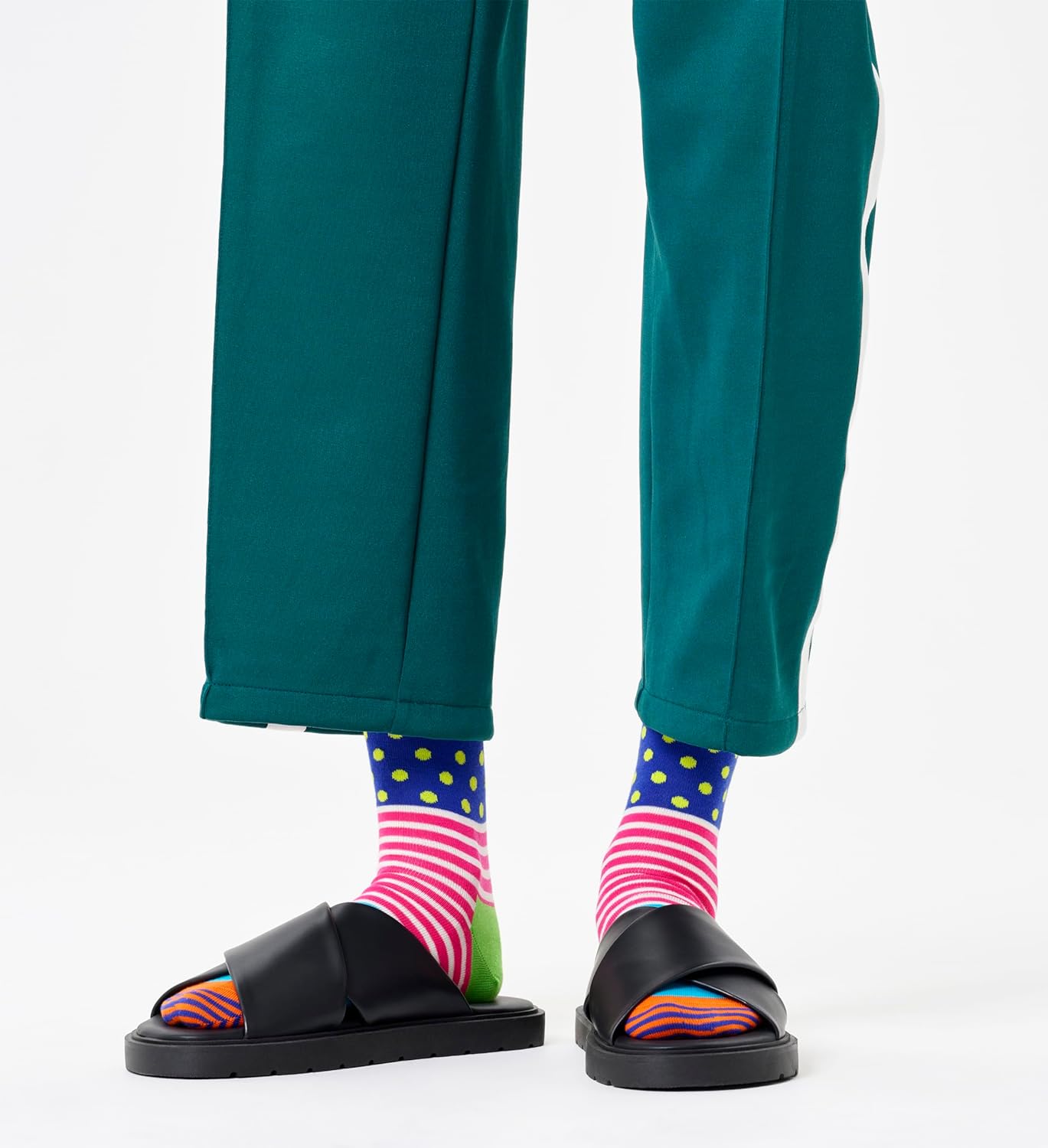 Happy Socks Crew Socks Set, for Men and Women, made with Sustainable Cotton - Blue and Green - size Small/Medium - 4-Pack