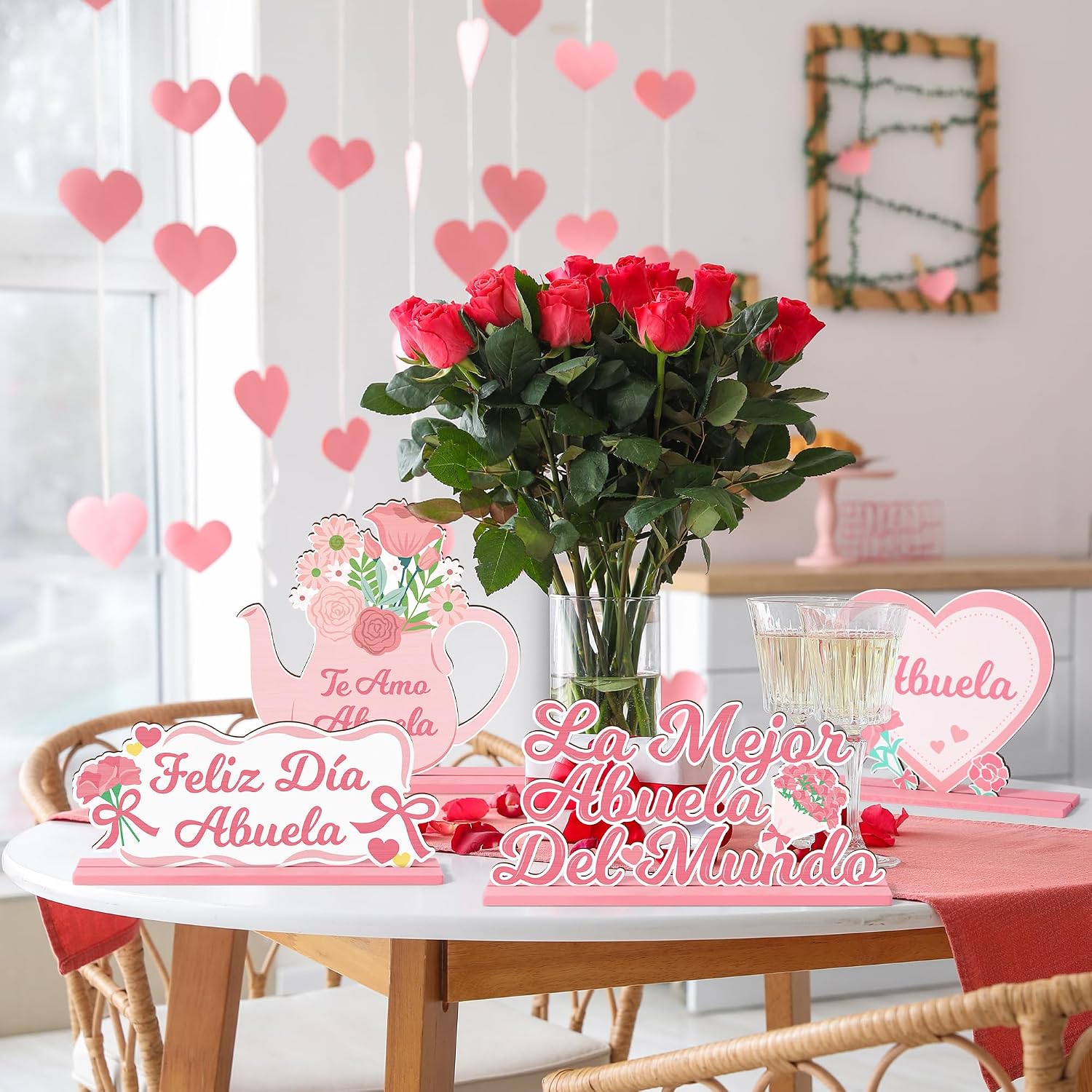 Haooryx Mother's Day Spainish Tabletop Centerpiece - 4 Pcs Grandma Table Topper Centerpiece Te Amo Abuela Wood Letter Sign Detachable Decoration for Mother's Day Party Home Decor Grandma Birthday Gift