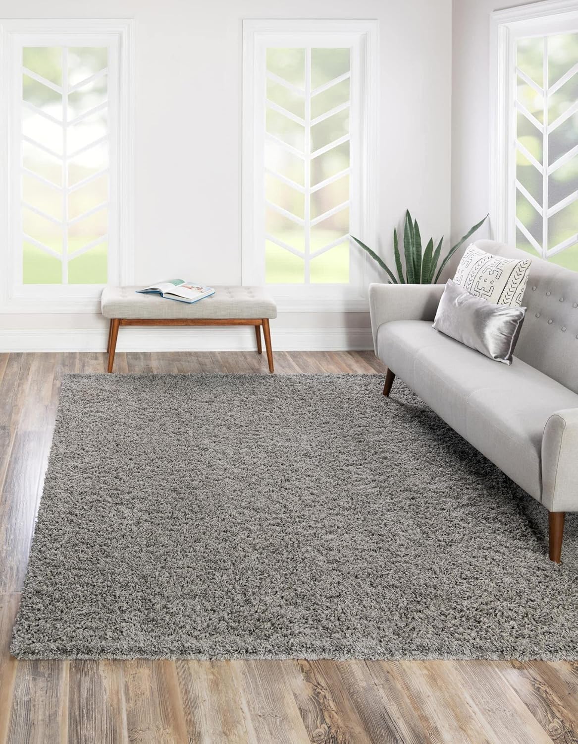 Über Cozy Solid Shag Collection Rug 8 Ft