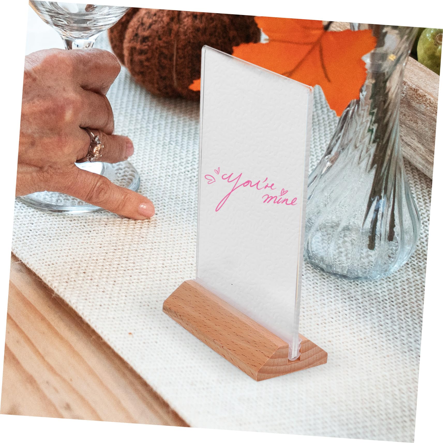 6 Stück Teiliges Klarsicht Schildhalter mit Natürlichem Holzsockel Klarer Display ständer für Poster Leichter Stabiler Tischaufsteller für Büro Restaurant Zuhause