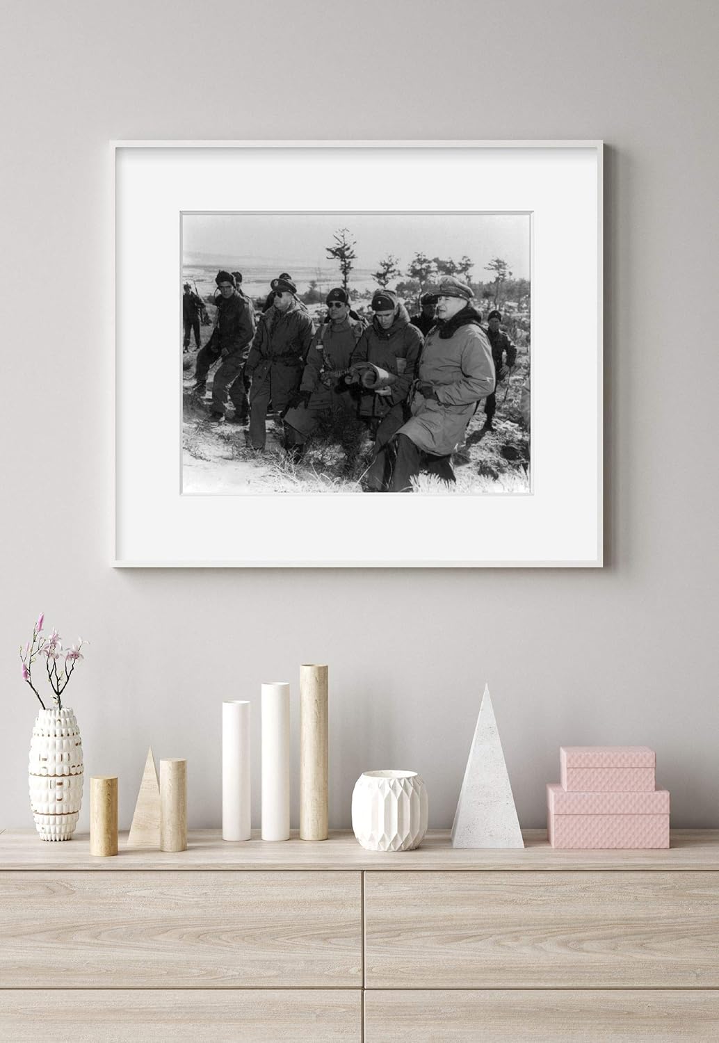 INFINITE PHOTOGRAPHS Photo MacArthur,Courtney Whitney