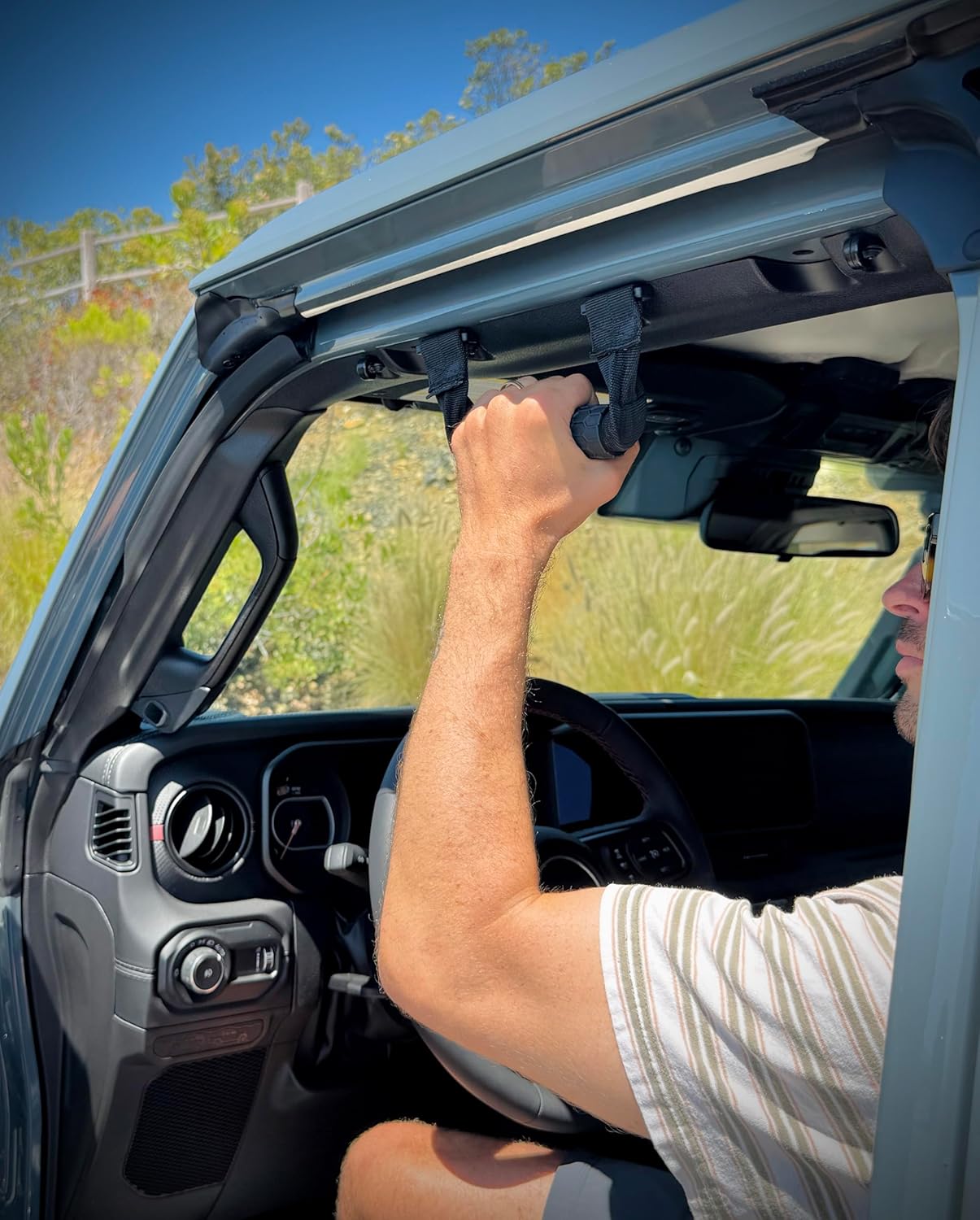 NXTGEN Cross Terrain Grab Handles for Jeep Gladiator JT 2024–2026 – Magnetic Stow-Away – Heavy Duty Steel & Nylon – Airbag Compatible – Front & Rear (Rear 2024+ Only) – 2 Piece Set Left & Right