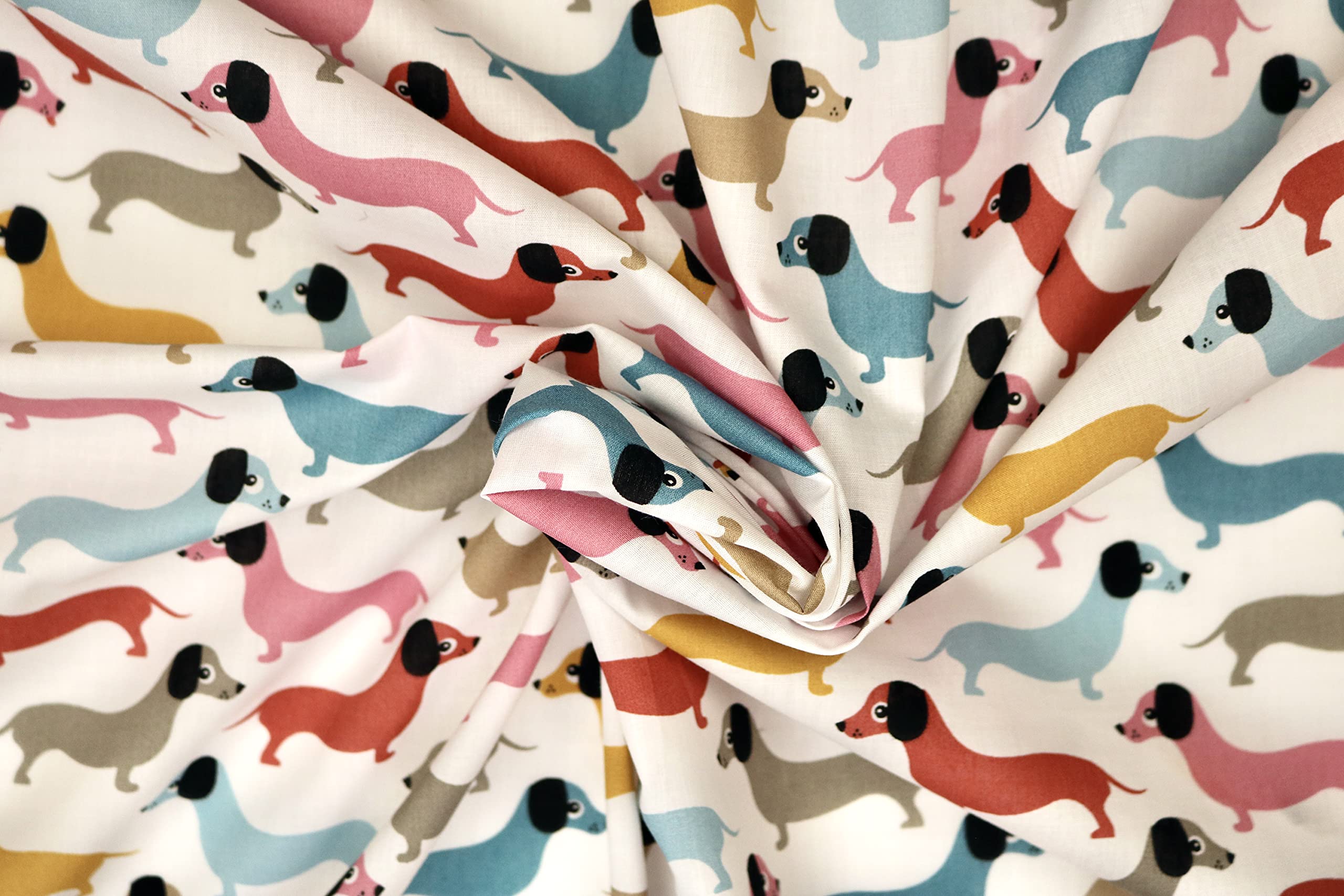 Pyrhan Dachshund Dog Digital Polycotton Prints –45 Inch Wide Dress Fabric Material by The Metre -Floral Polycotton Print Used in Sewing Kit and Accessories-Quilting Fabric