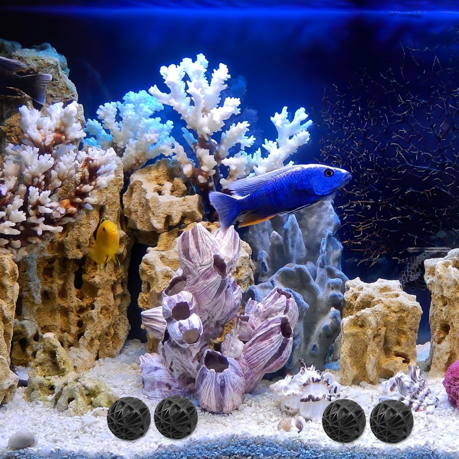 Toyvian 100 Pièces Bioballs pour Aquarium Noir en Plastique et Coton, Accessoires Filtrants Biologiques pour Aquarium d'eau Douce, Réduisent la Mortalité des Poissons et Augmentent