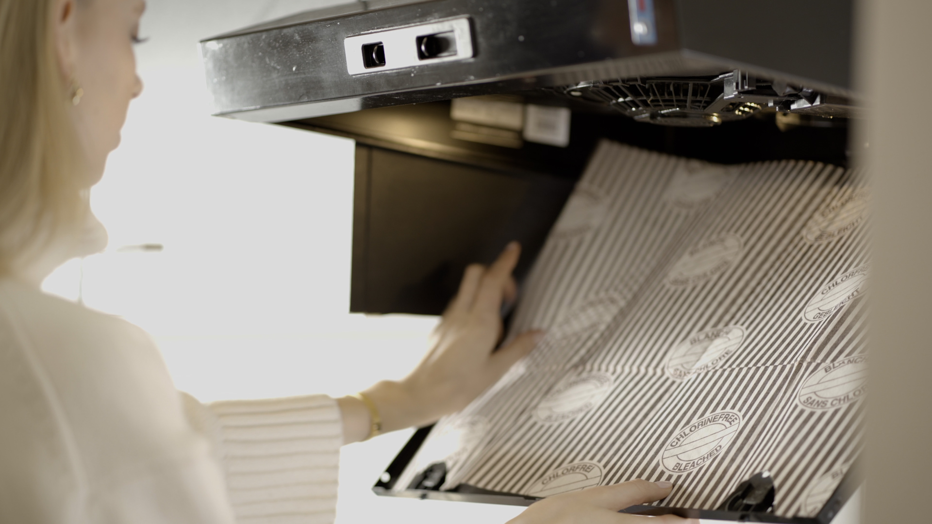 Kitchen Helpis® 2X Dunstabzugshaube Flachfilter, 57x54cm, 1mm dick, Universal Filter Dunstabzugshaube zuschneidbar, mit Sättigungsanzeige, starke Filterleistung, 100% kompostierbar, Abzugshaube Filter – Bild 8