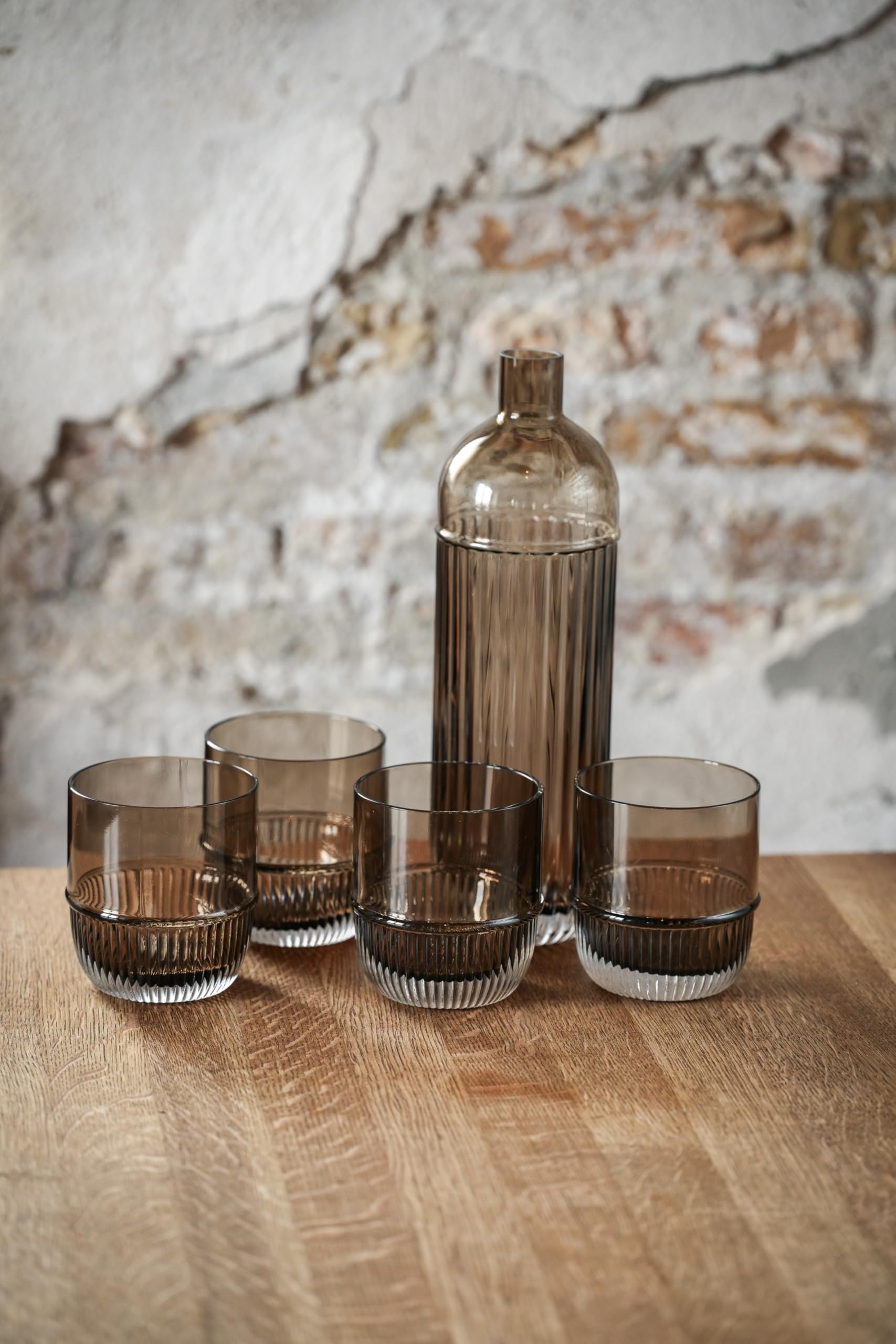 Carafe, 900 ml, conçue par Rikke Malling, verre fumé, carafe de service élégante pour la qualité restaurant